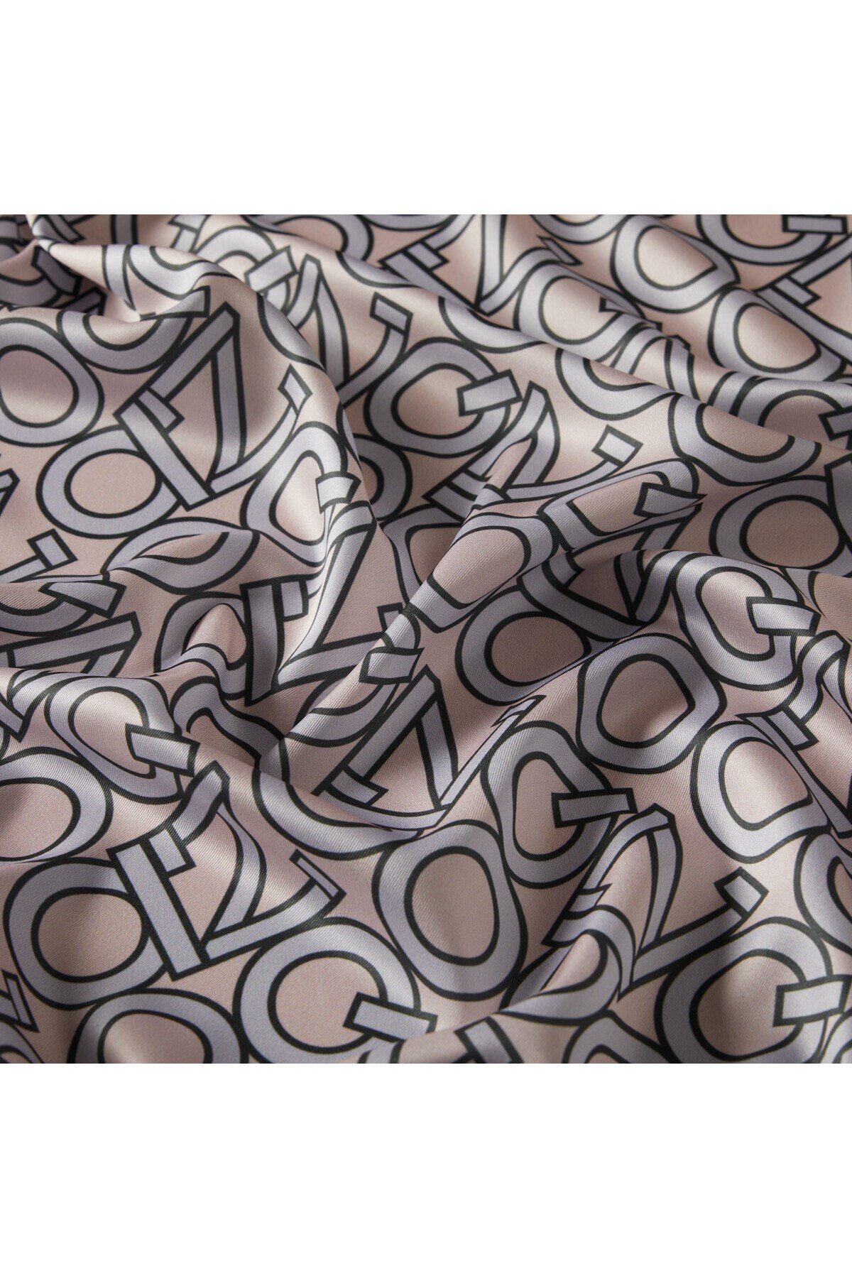 Semra İlhan - Qoza Style Monogram Desenli Eşarp
