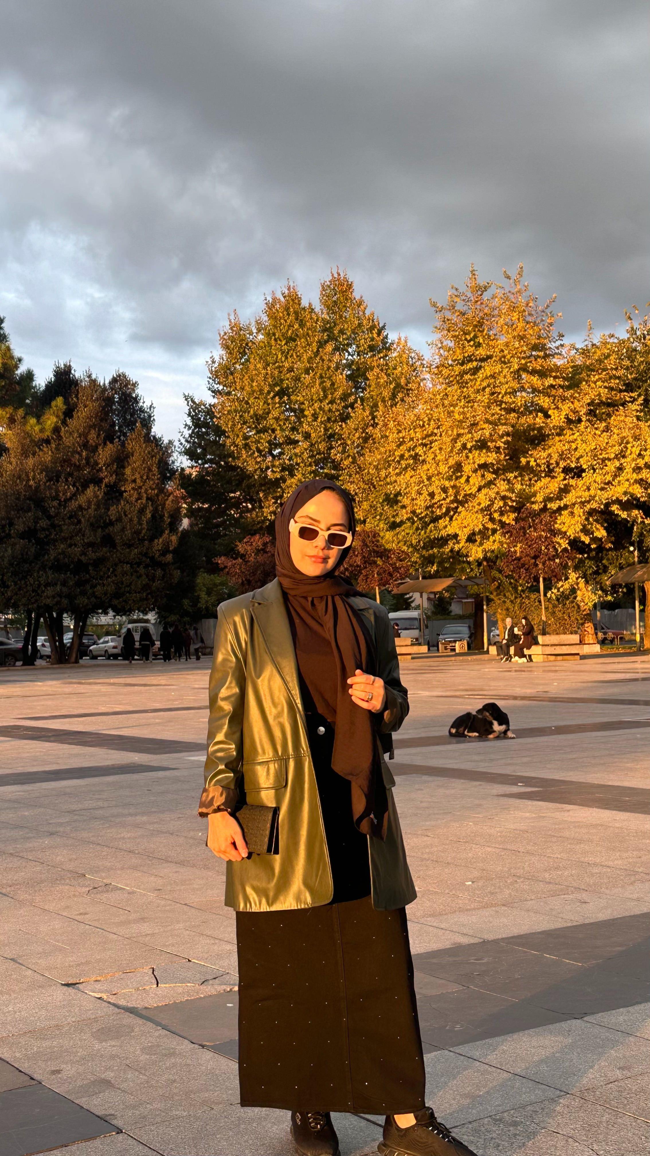 Touche Taş Detaylı Etek Siyah