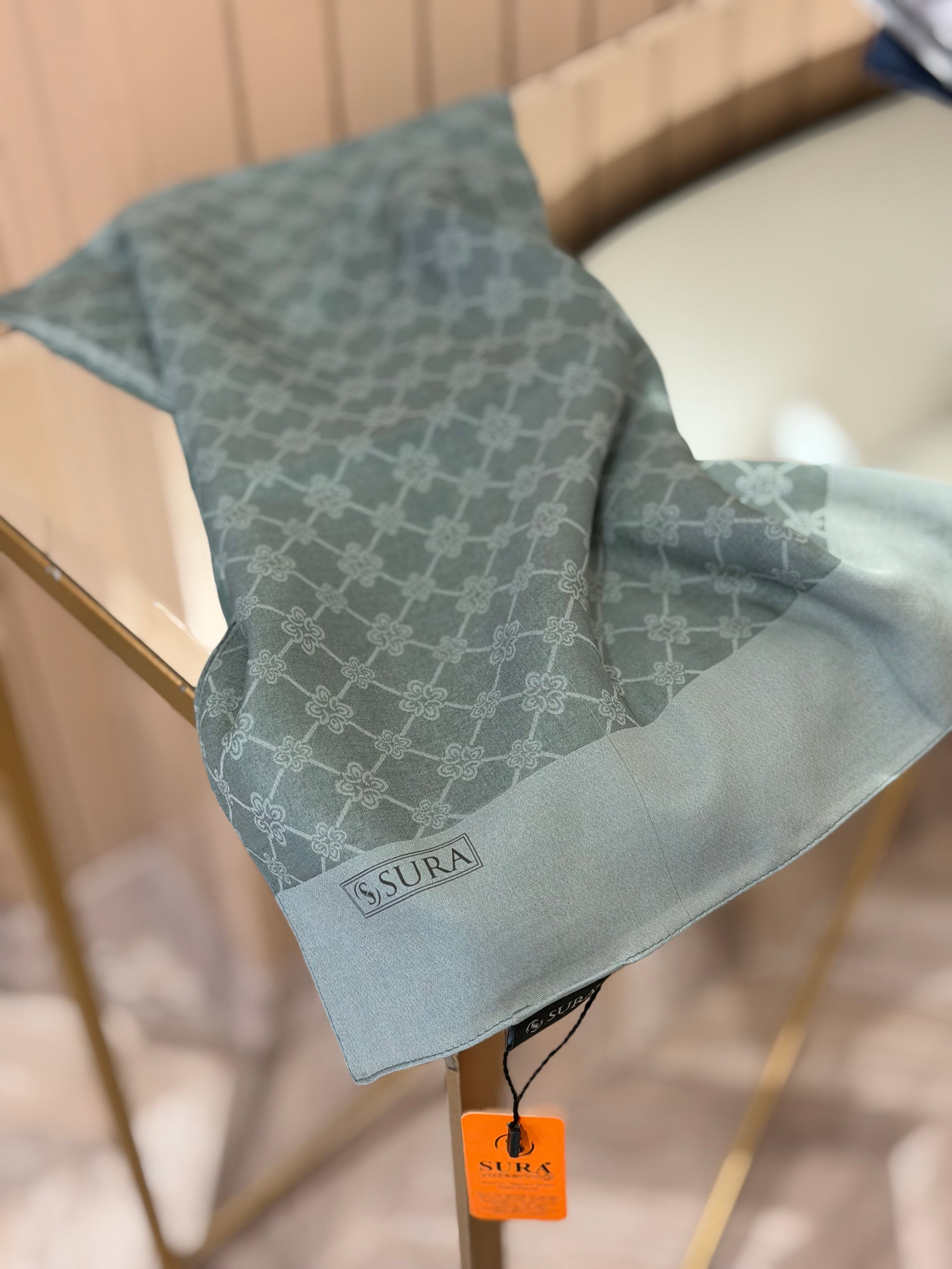 Sura Logo Desen Mint Yeşili