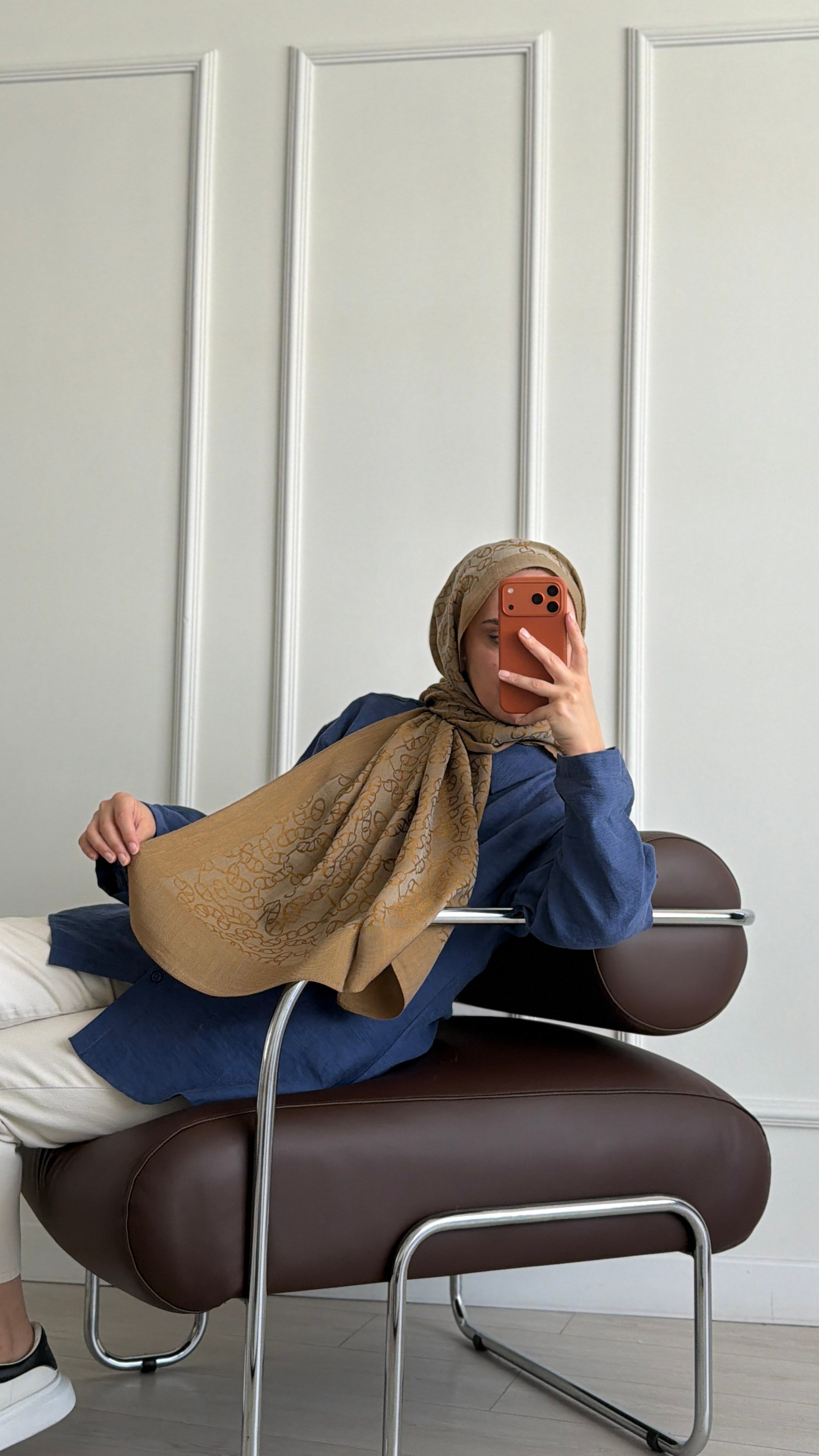 Sura NAİA Şal Safran