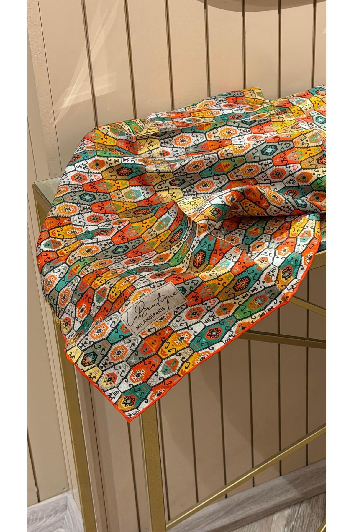 Yeni Sezon Twill İpek Eşarp 2548-02