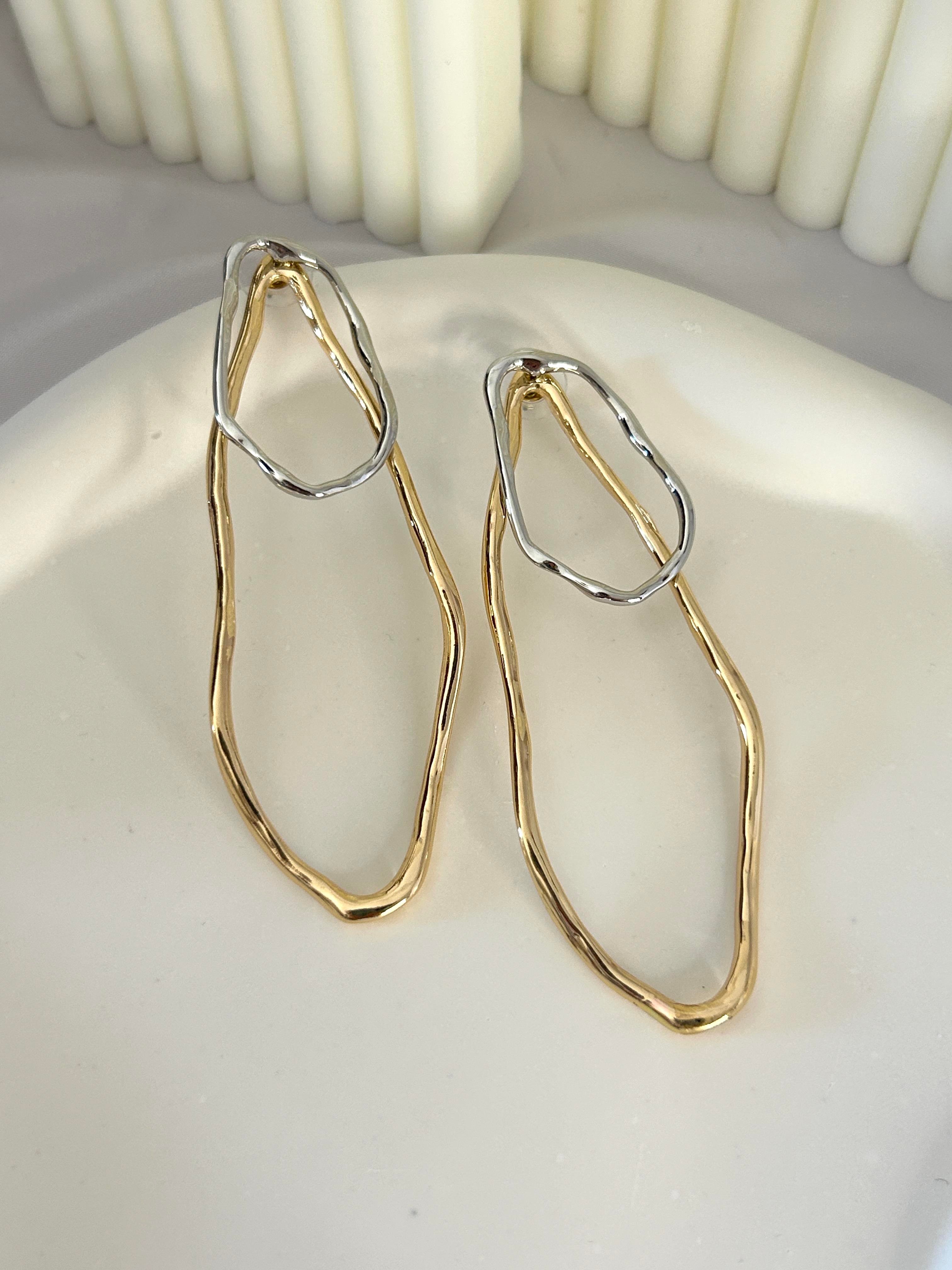 ASİMETRİK ÇELİK KÜPE