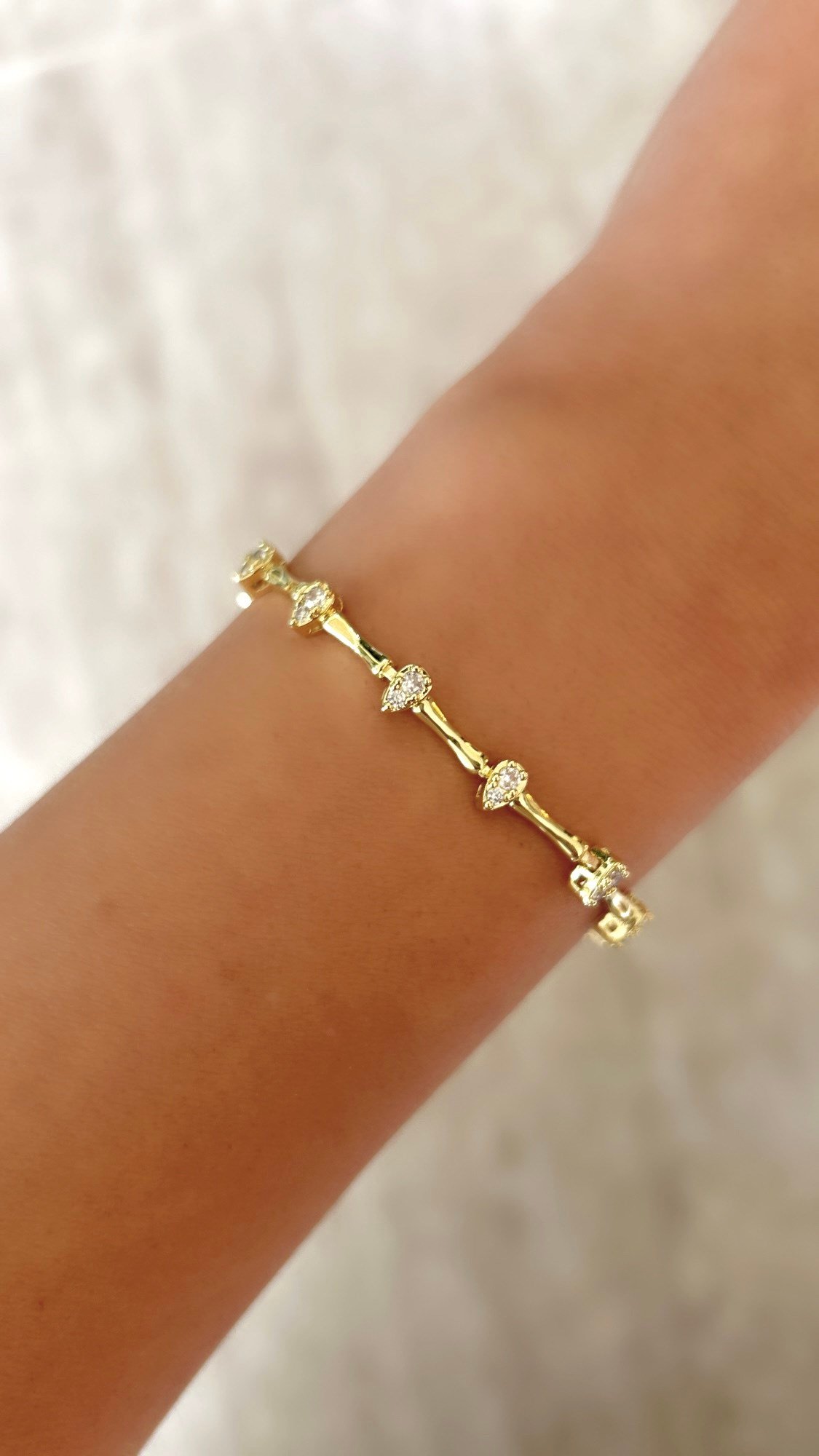 Damla Taşlı Gold Bileklik