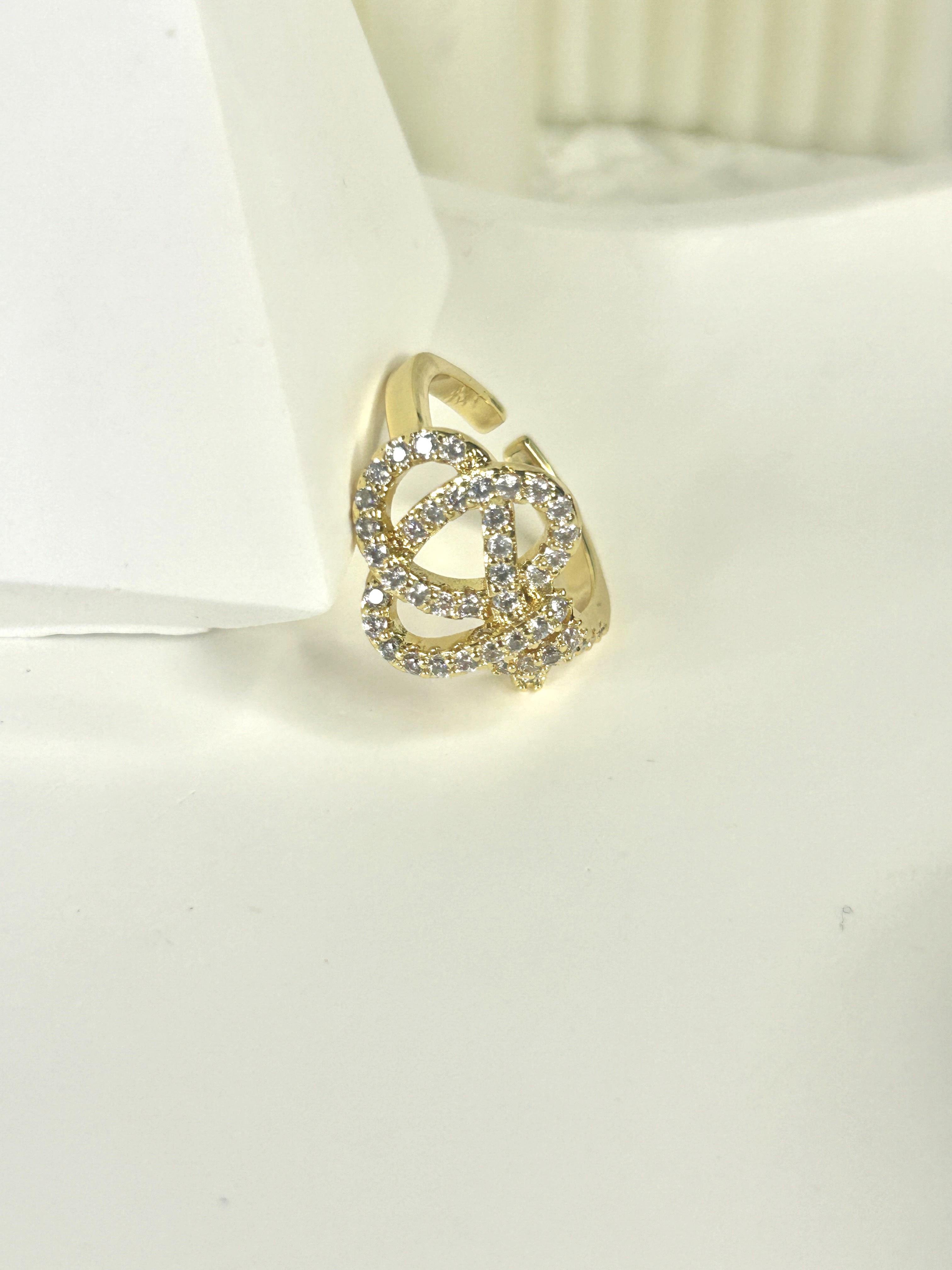 Düğüm Tasarım Zirkon Taşlı Gold Yüzük