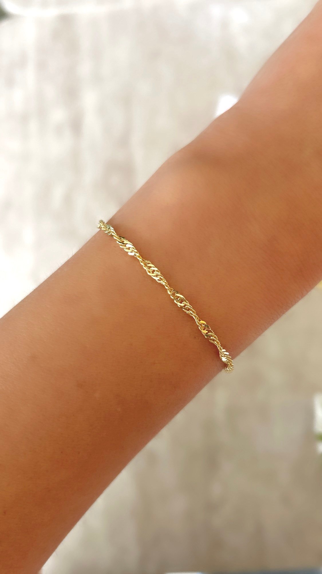 İnce Burgu Zincir Gold Bileklik
