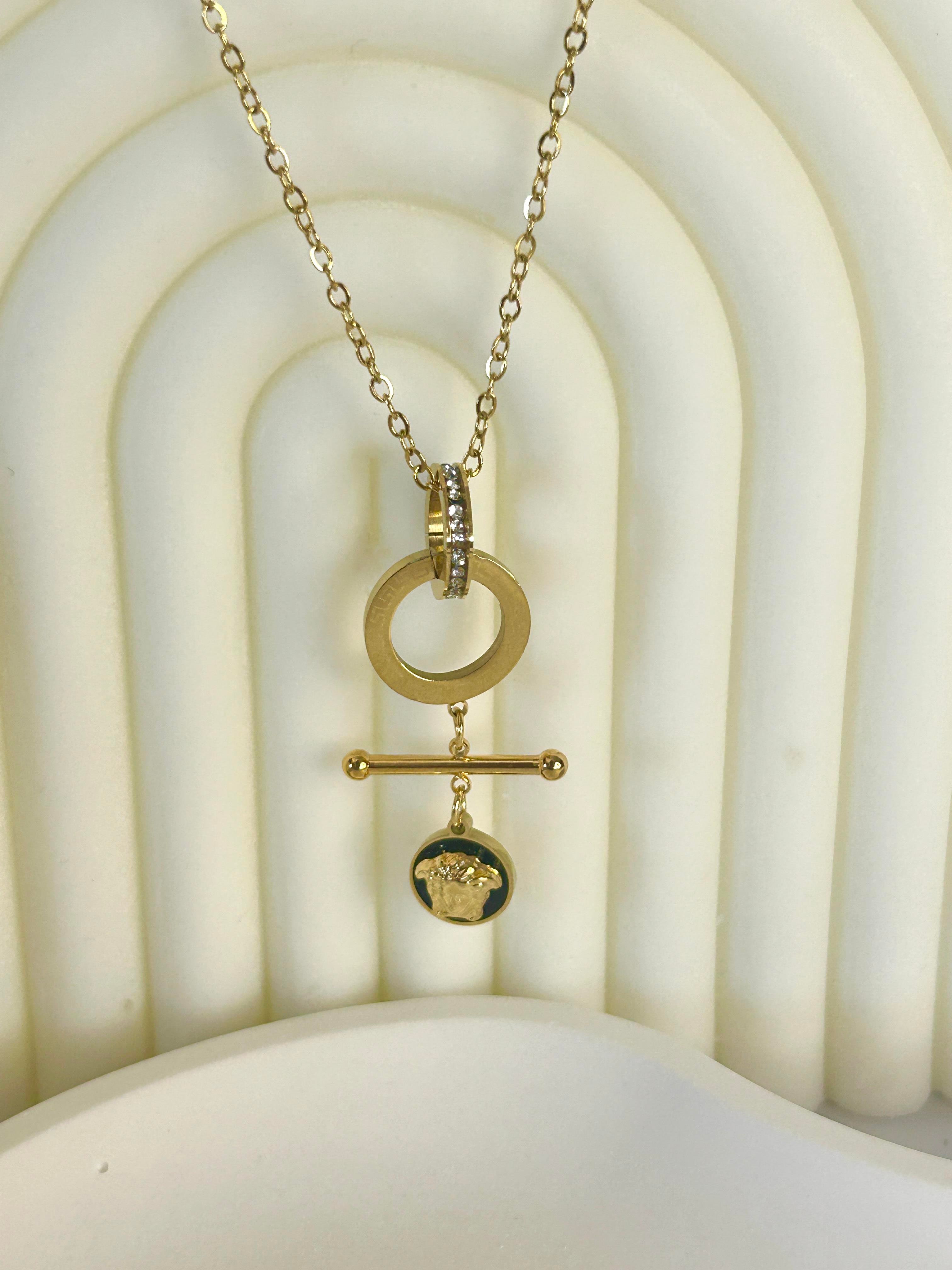 MEDUSA GOLD KOLYE