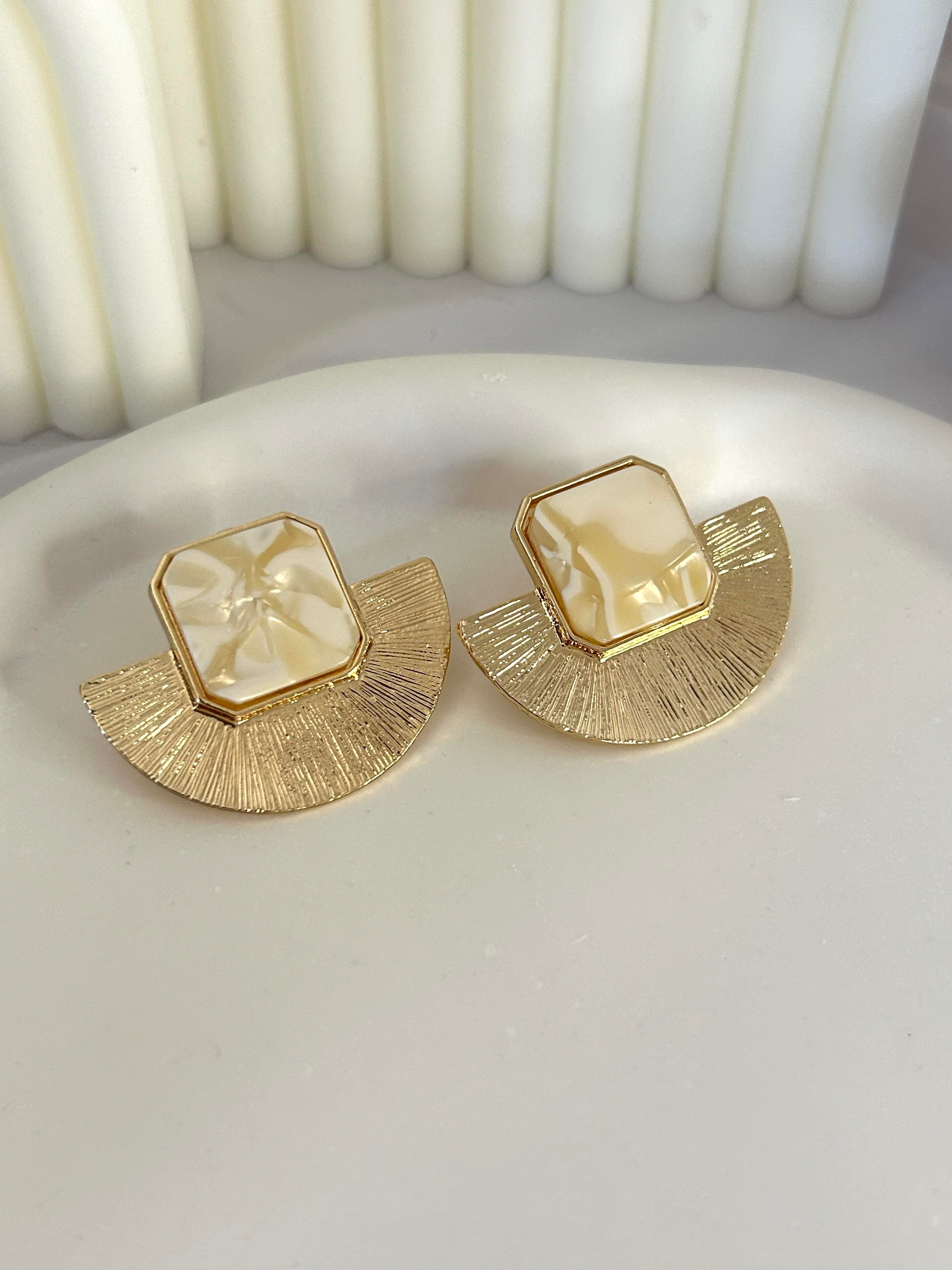 ÖZEL SERİ YELPAZE GOLD KÜPE