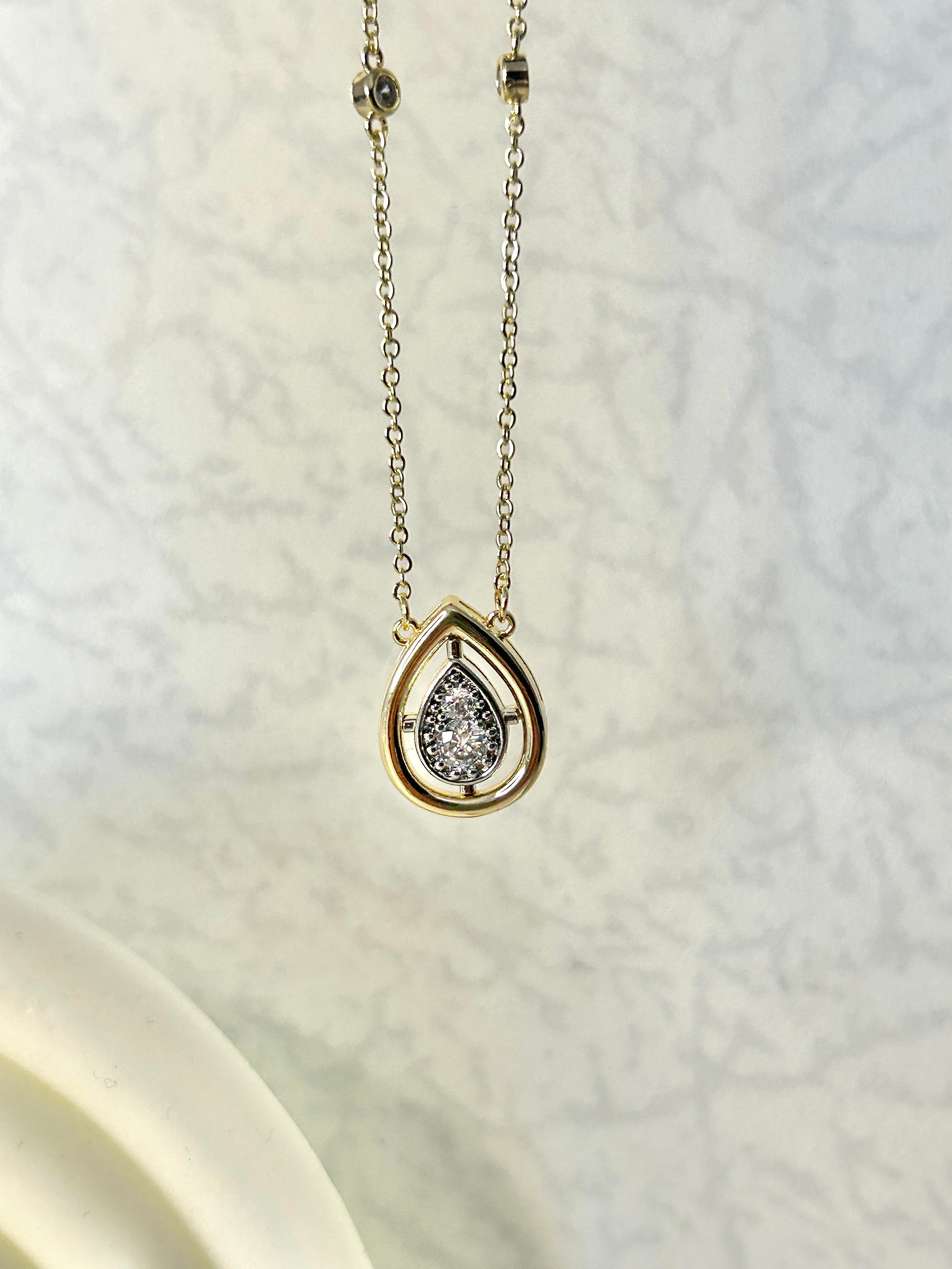 Premium Zirkon Taşlı Damla Kolye