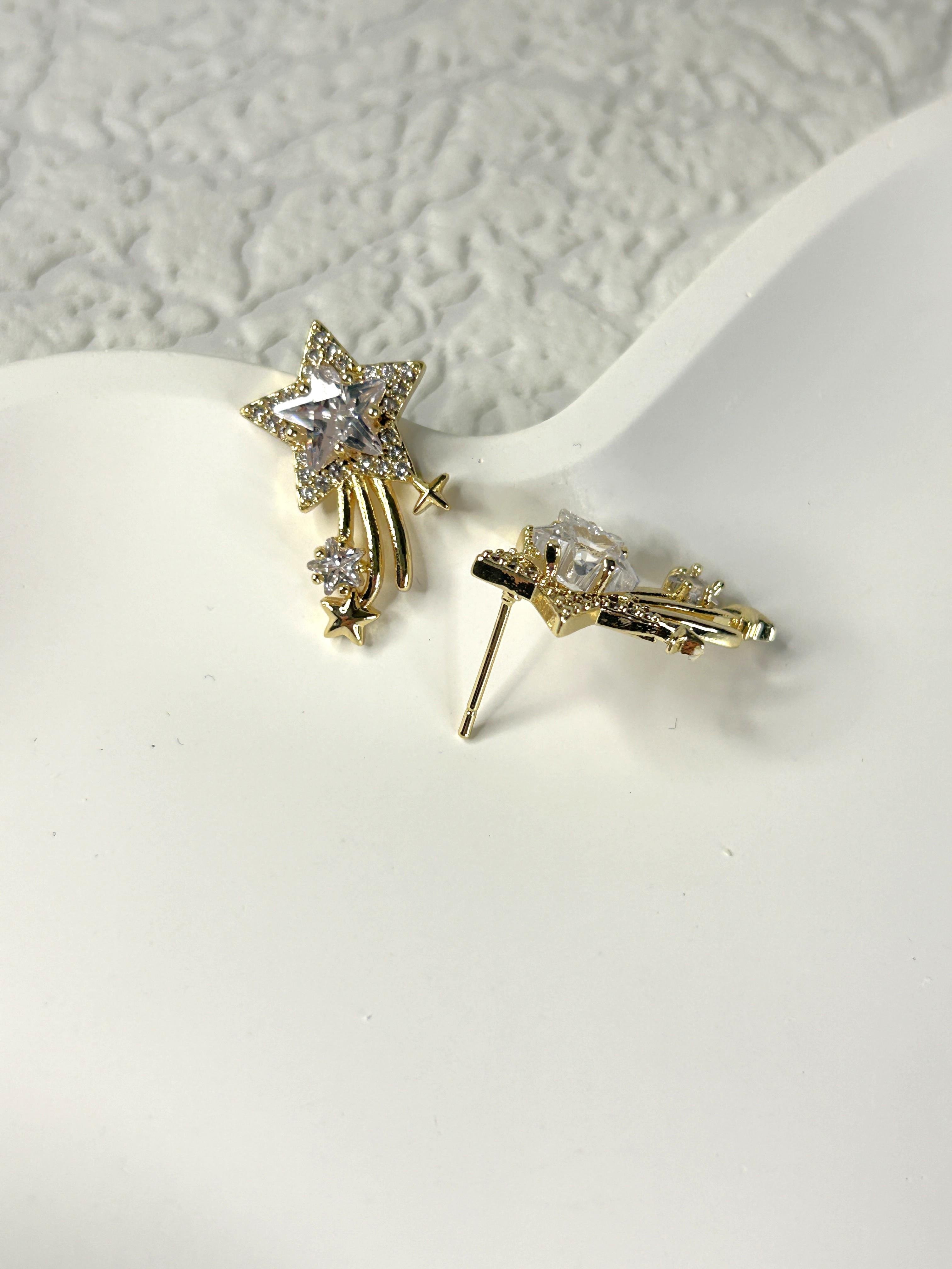 Premium Zirkon Taşlı İkili Yıldız Küpe