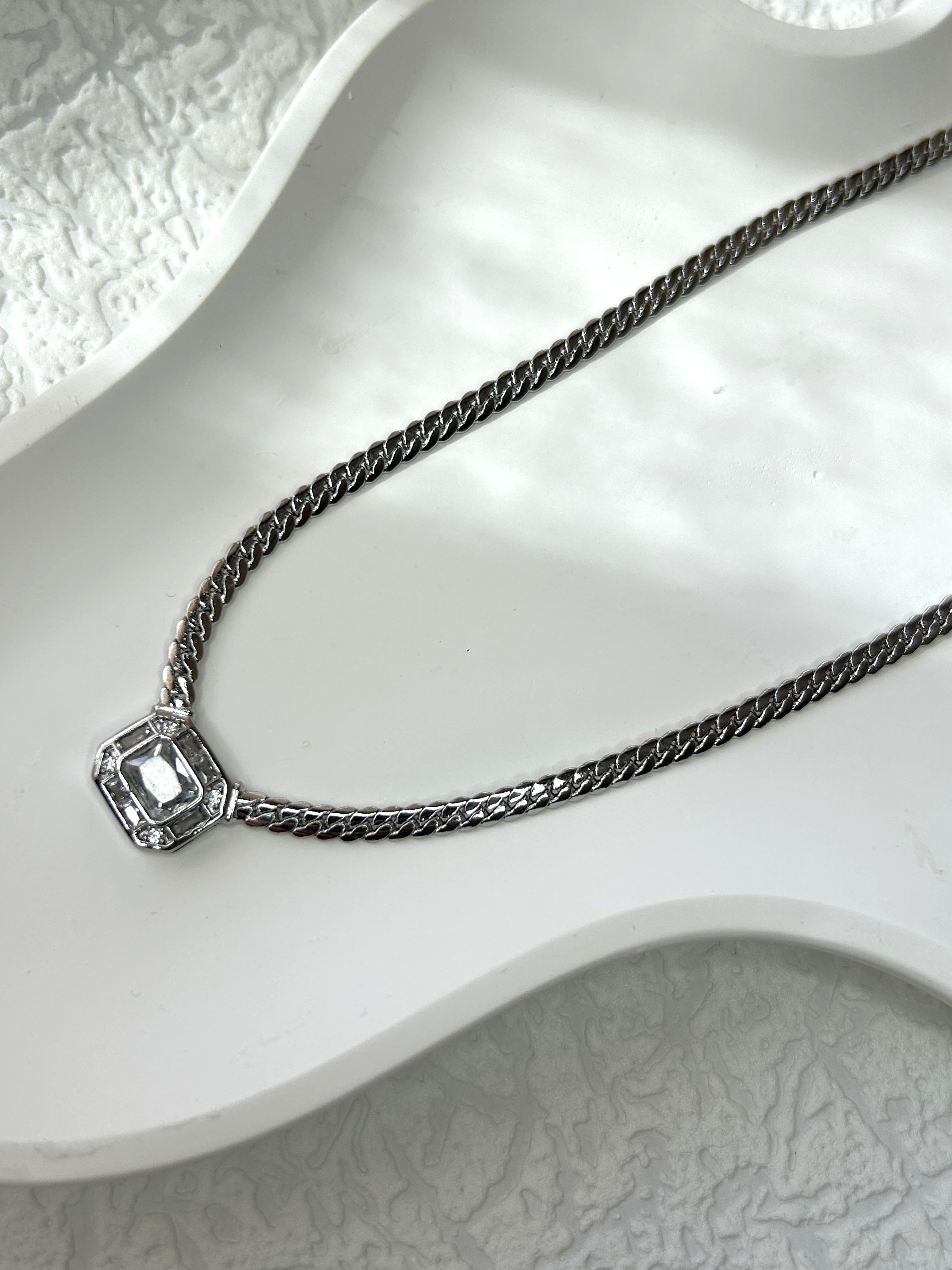 Premium Zirkon Taşlı Kalın Tasarım Zincir Kolye