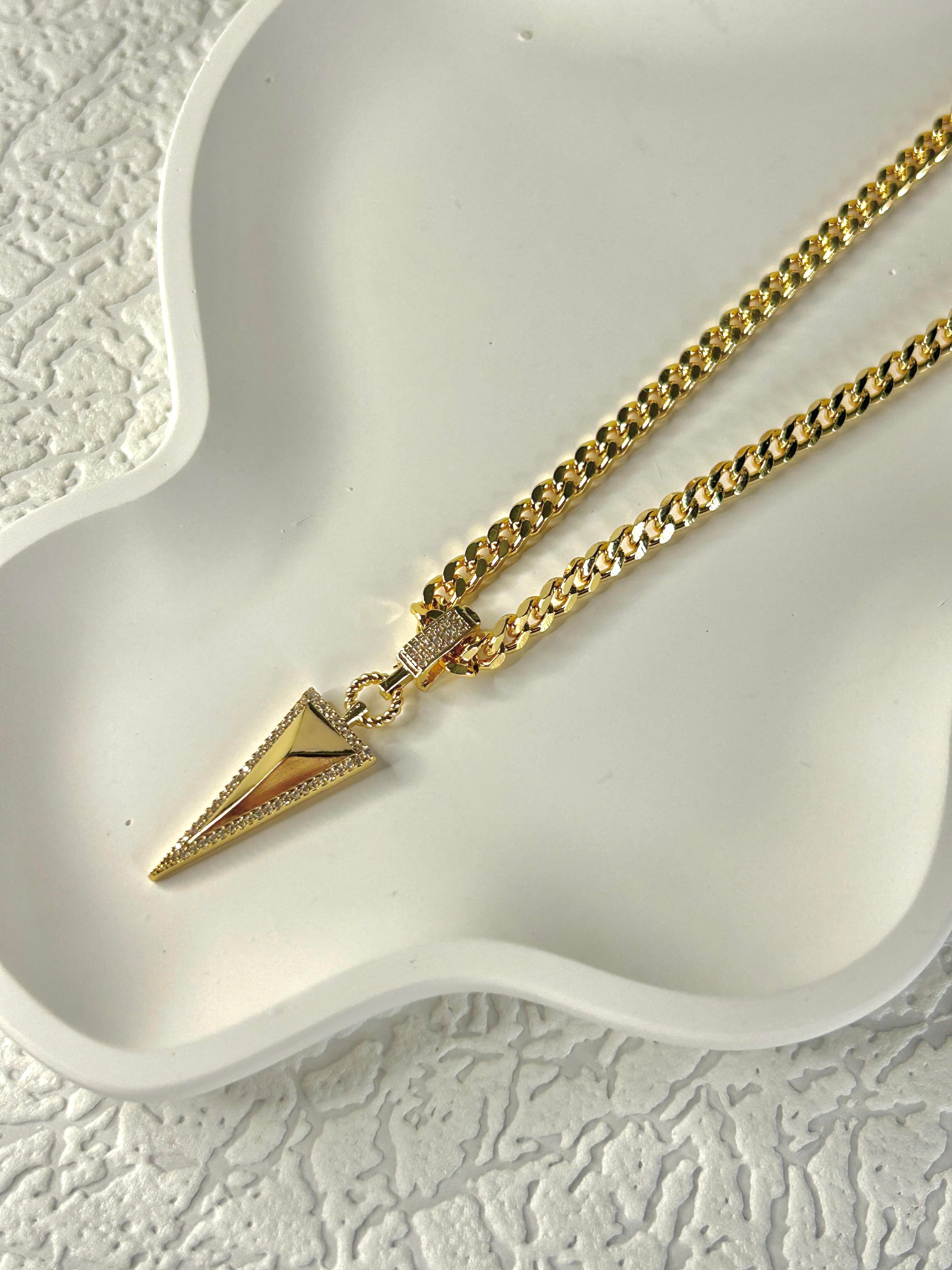 Premium Zirkon Taşlı Kalın Zincir Üçgen Kolye