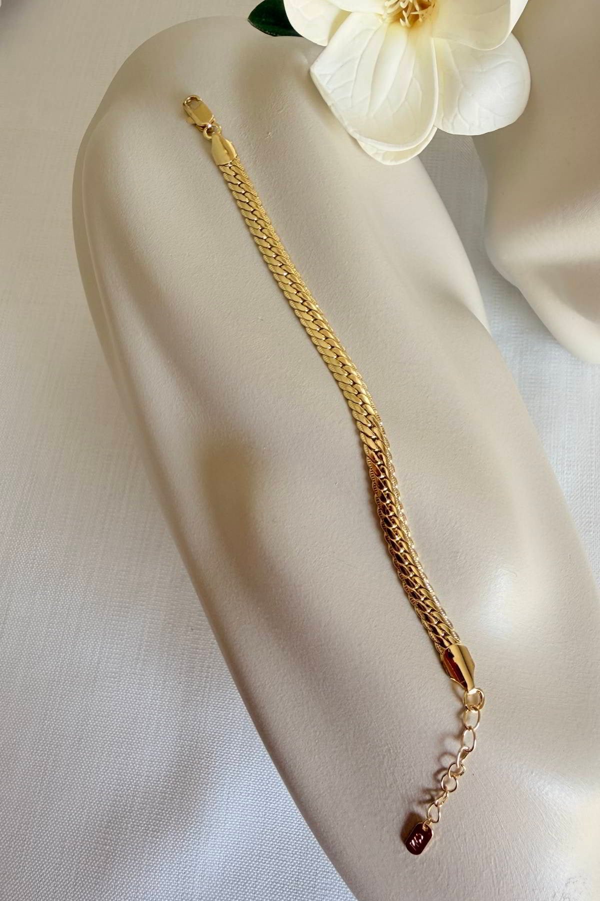 VİP Gold Zarif Bileklik