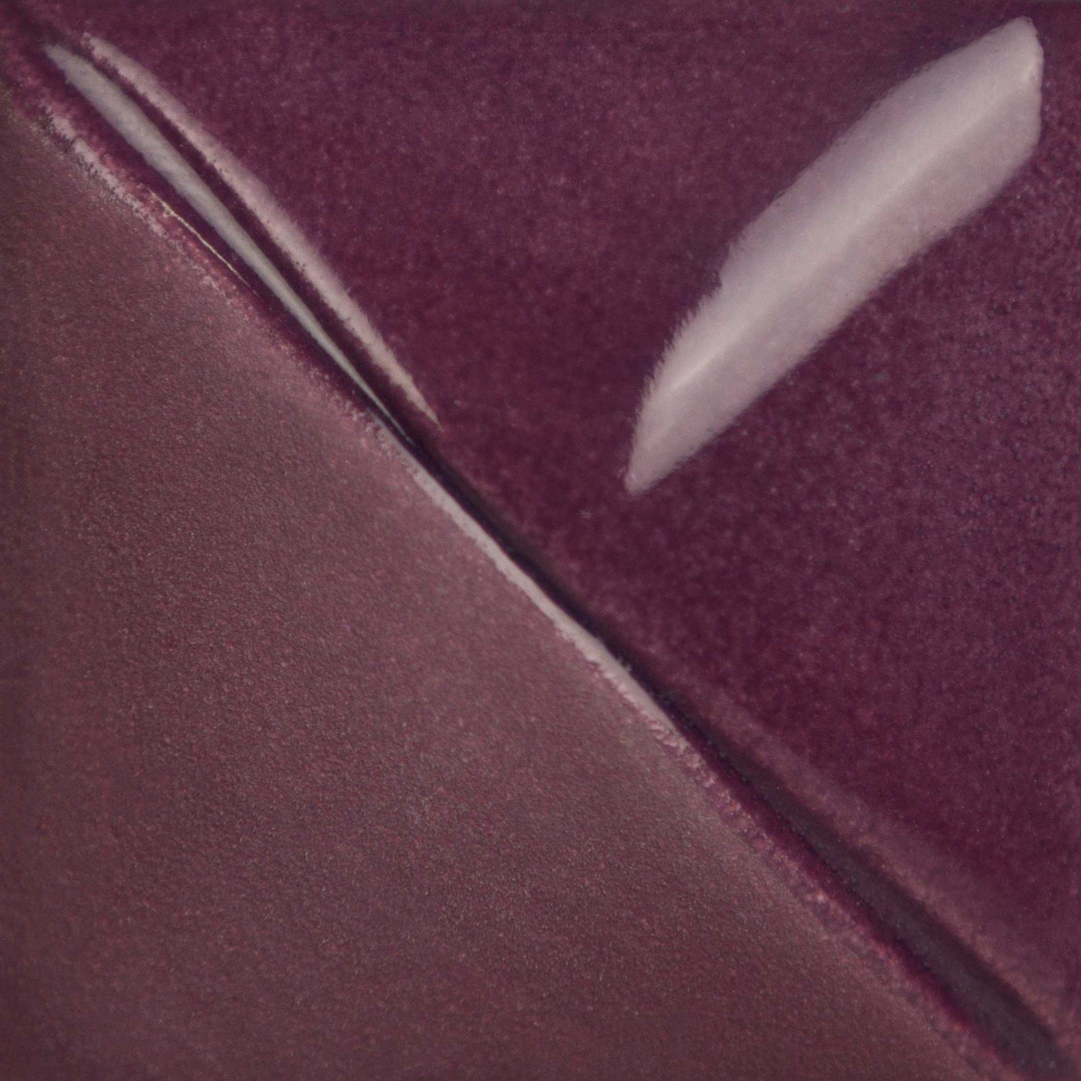 UG-225 Plum 118 ML 
