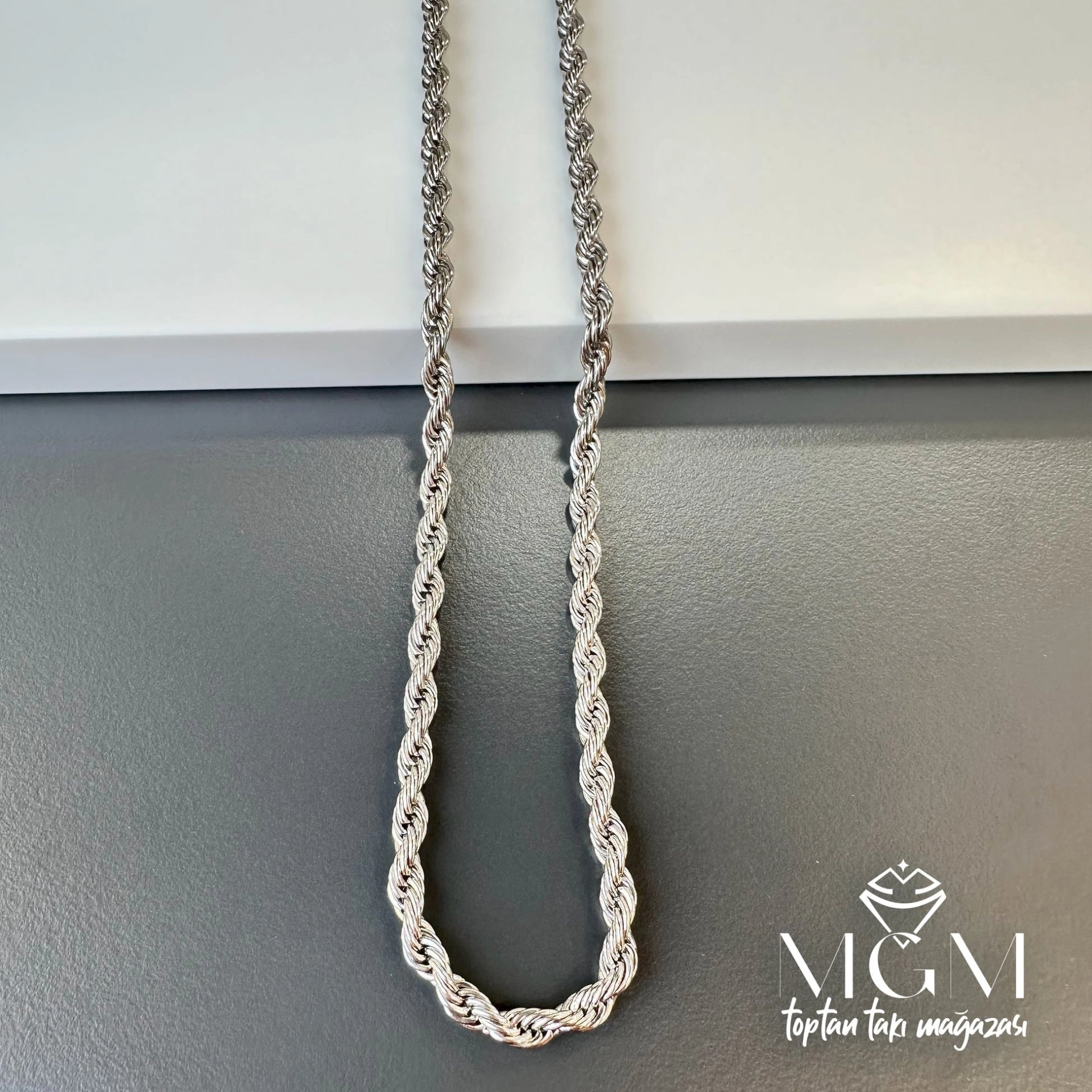 Çelik Burgu Halat Zincir 4 Mm - Kl0069