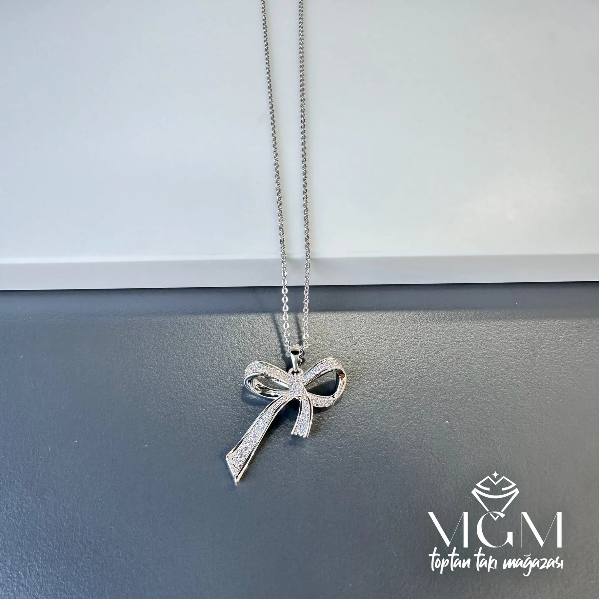 Zirkon Taşlı Pirinç Kolyeler - Kl0022