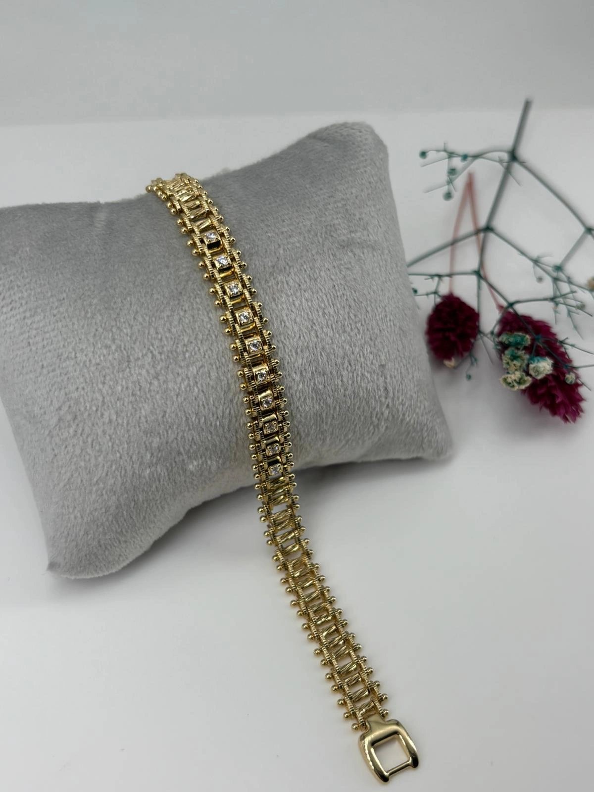 Zirkon Taşlı Pirinç Zirkon Bileklikler 19 Cm  - Kbl0344
