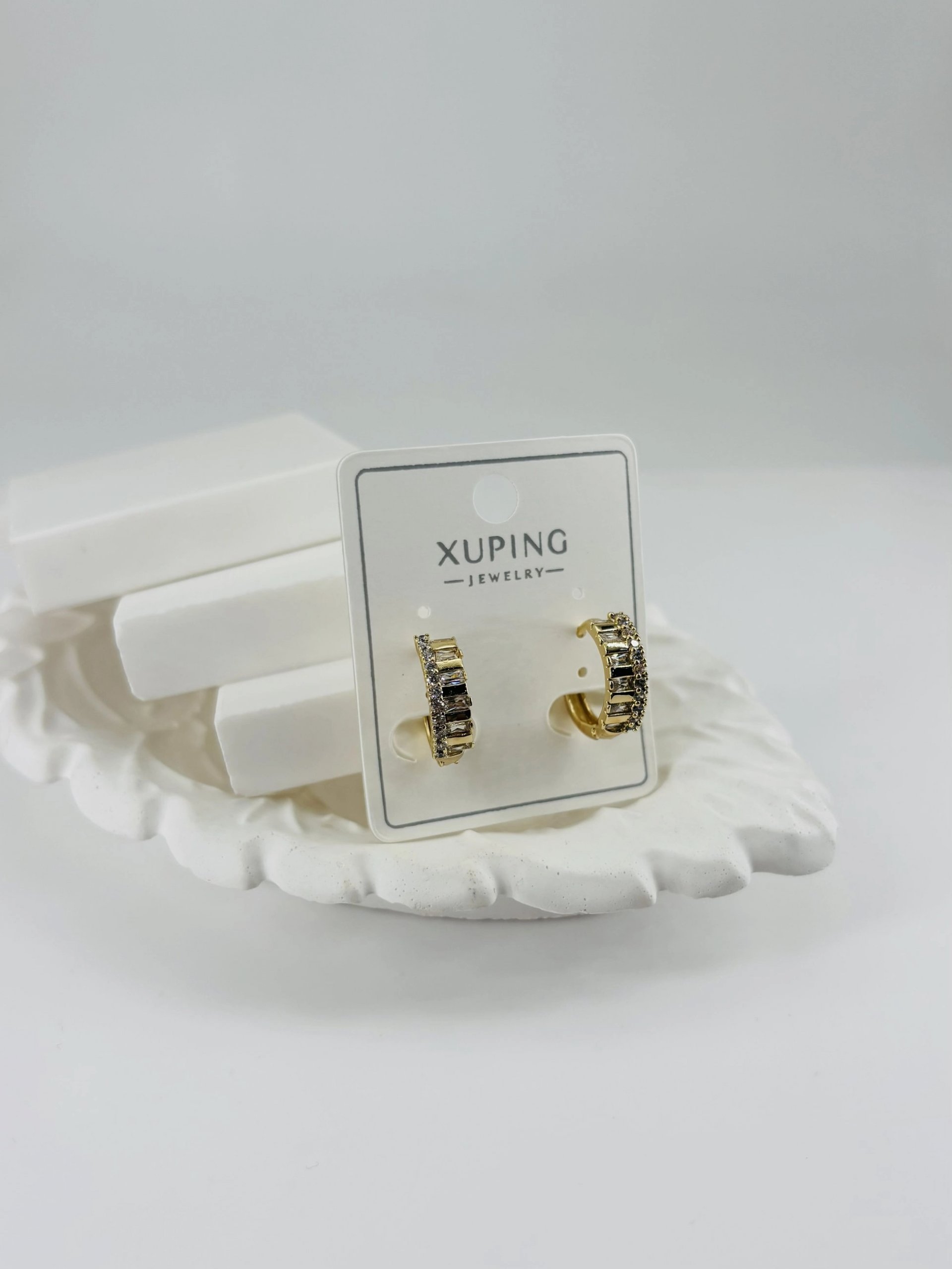 Zirkon Taşlı Pirinç Zirkon Küpe - Kp00306