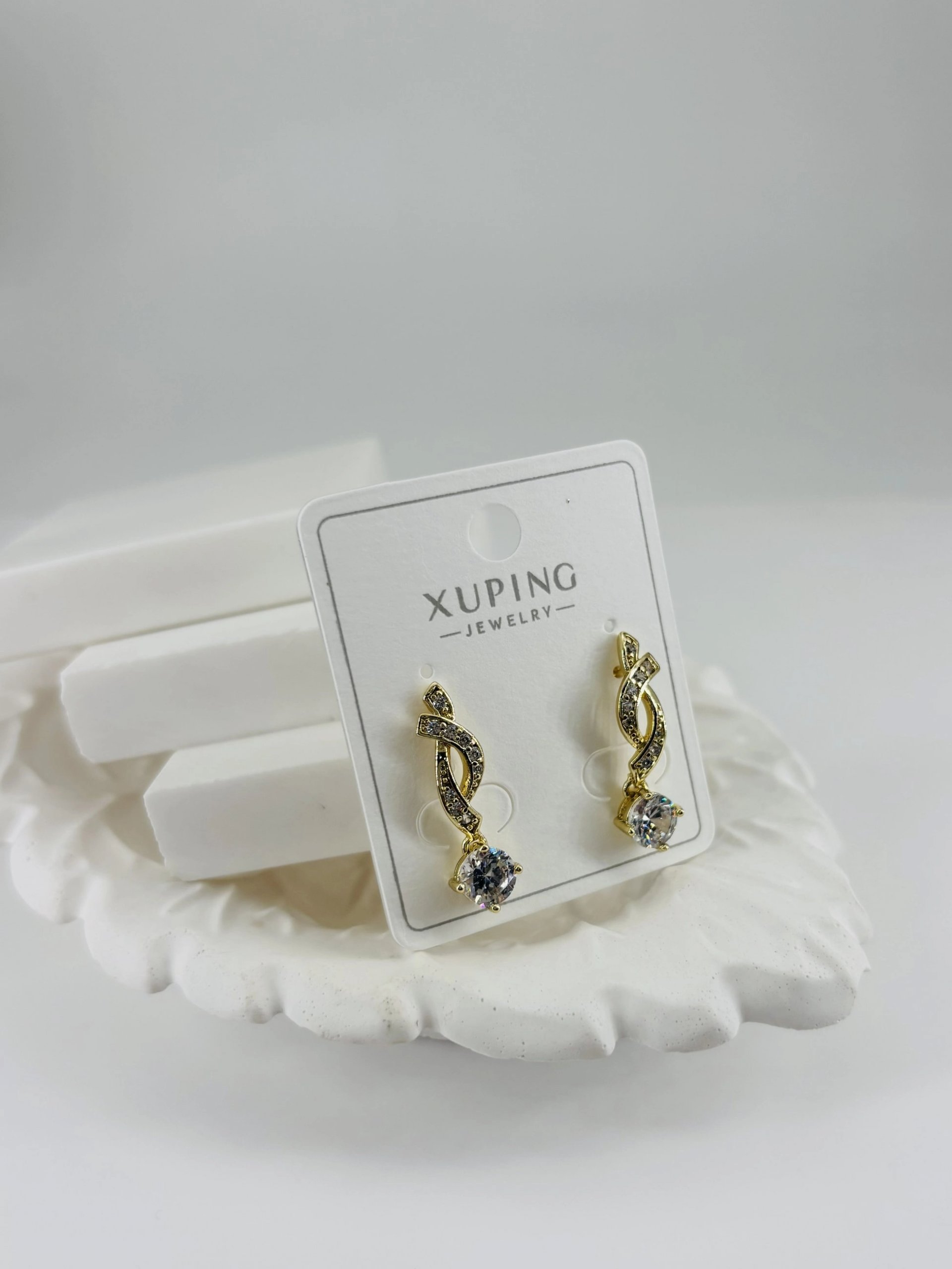 Zirkon Taşlı Pirinç Zirkon Küpe - Kp00322