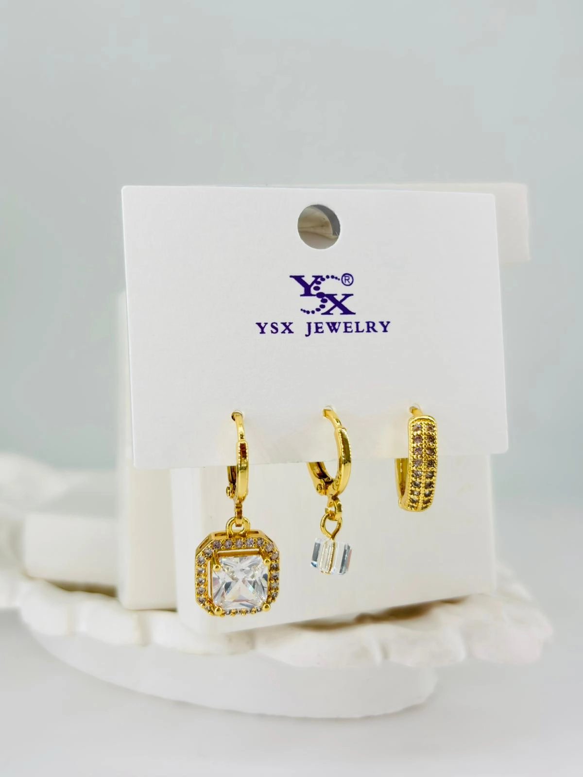 Zirkon Taşlı Üçlü Kombin Küpe - Kp00376