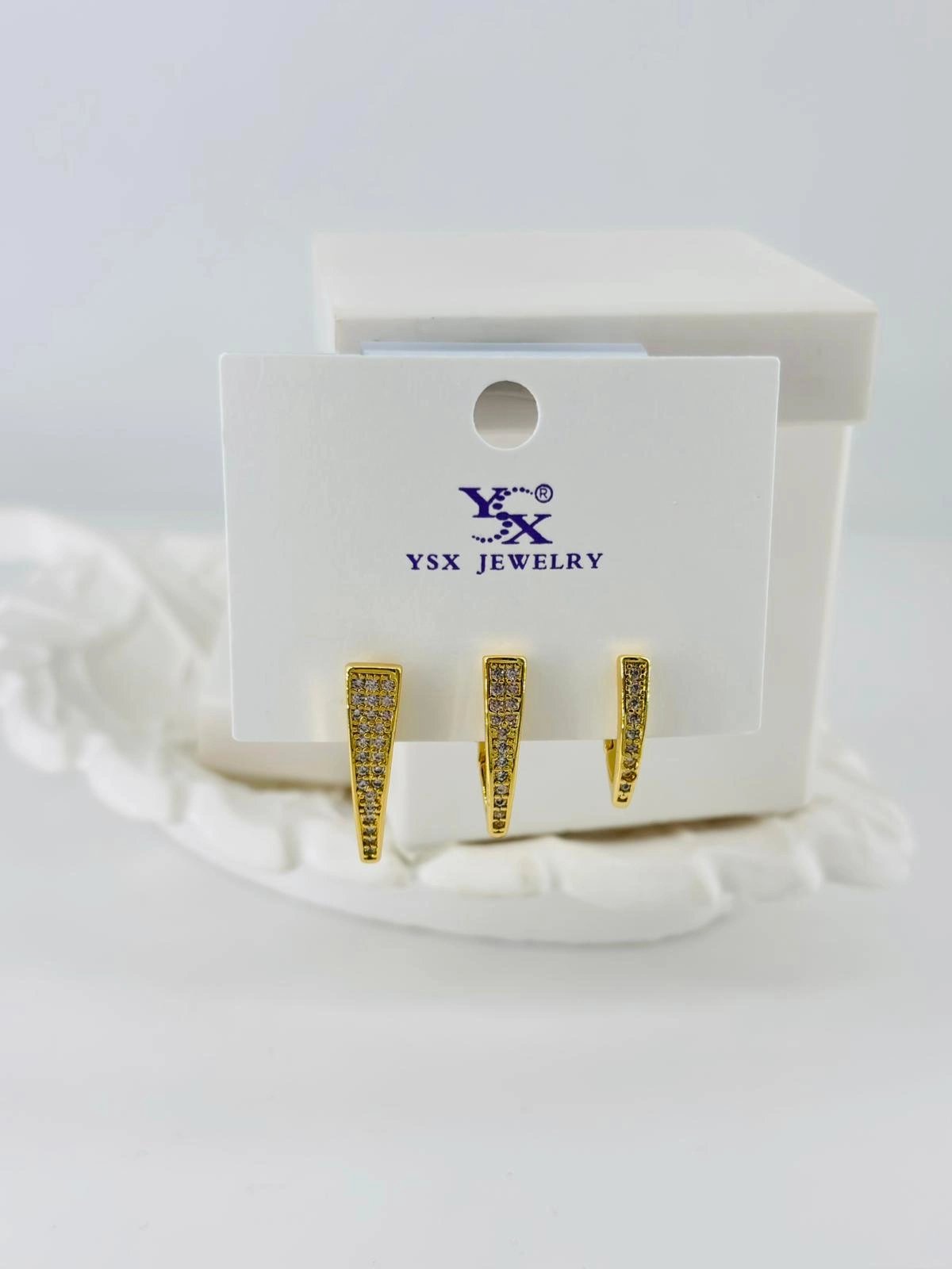 Zirkon Taşlı Üçlü Kombin Küpe - Kp00414