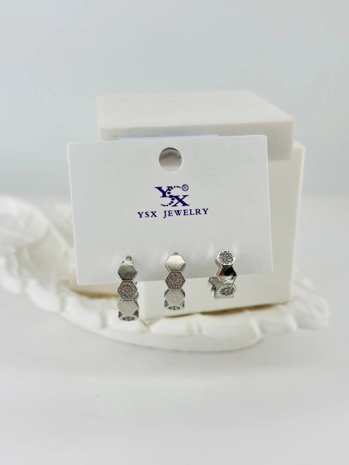 Zirkon Taşlı Üçlü Kombin Küpe - Kp00415