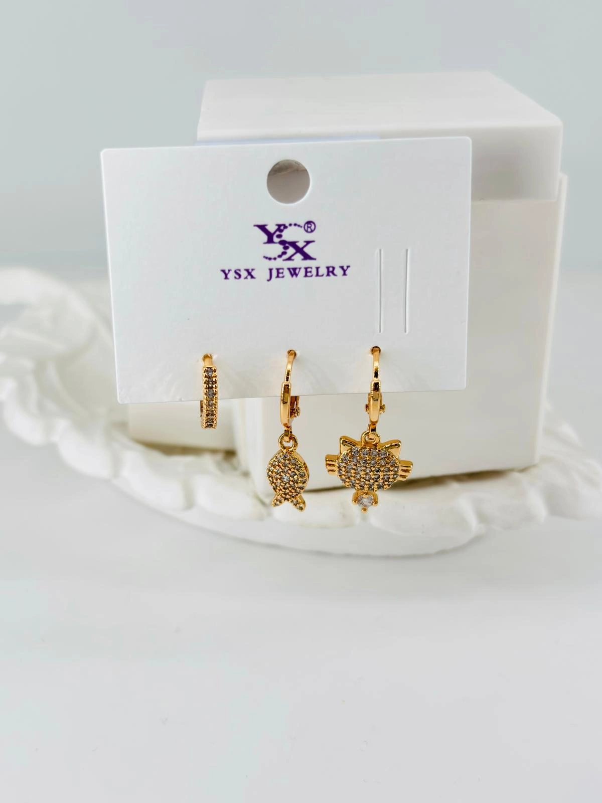 Zirkon Taşlı Üçlü Kombin Küpe - Kp00430