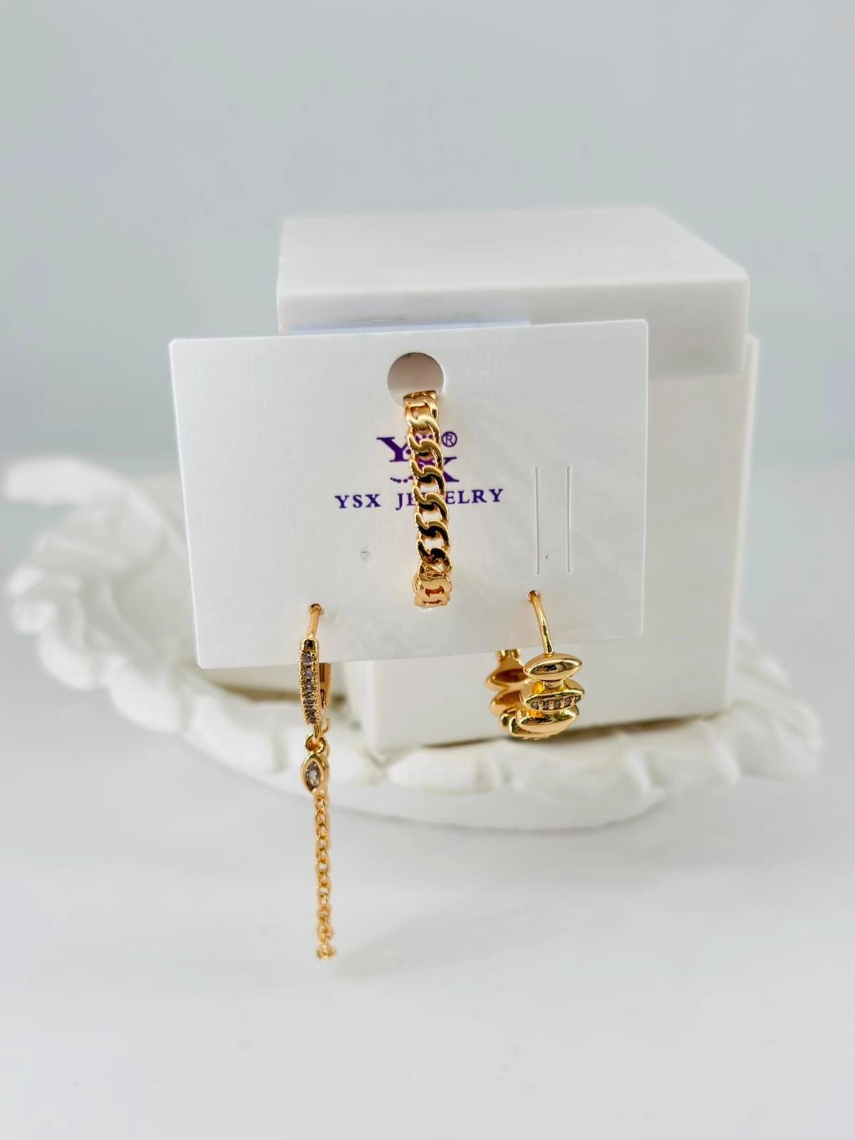 Zirkon Taşlı Üçlü Kombin Küpe - Kp00435