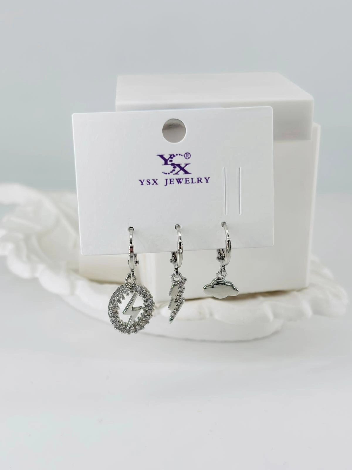Zirkon Taşlı Üçlü Kombin Küpe - Kp00437