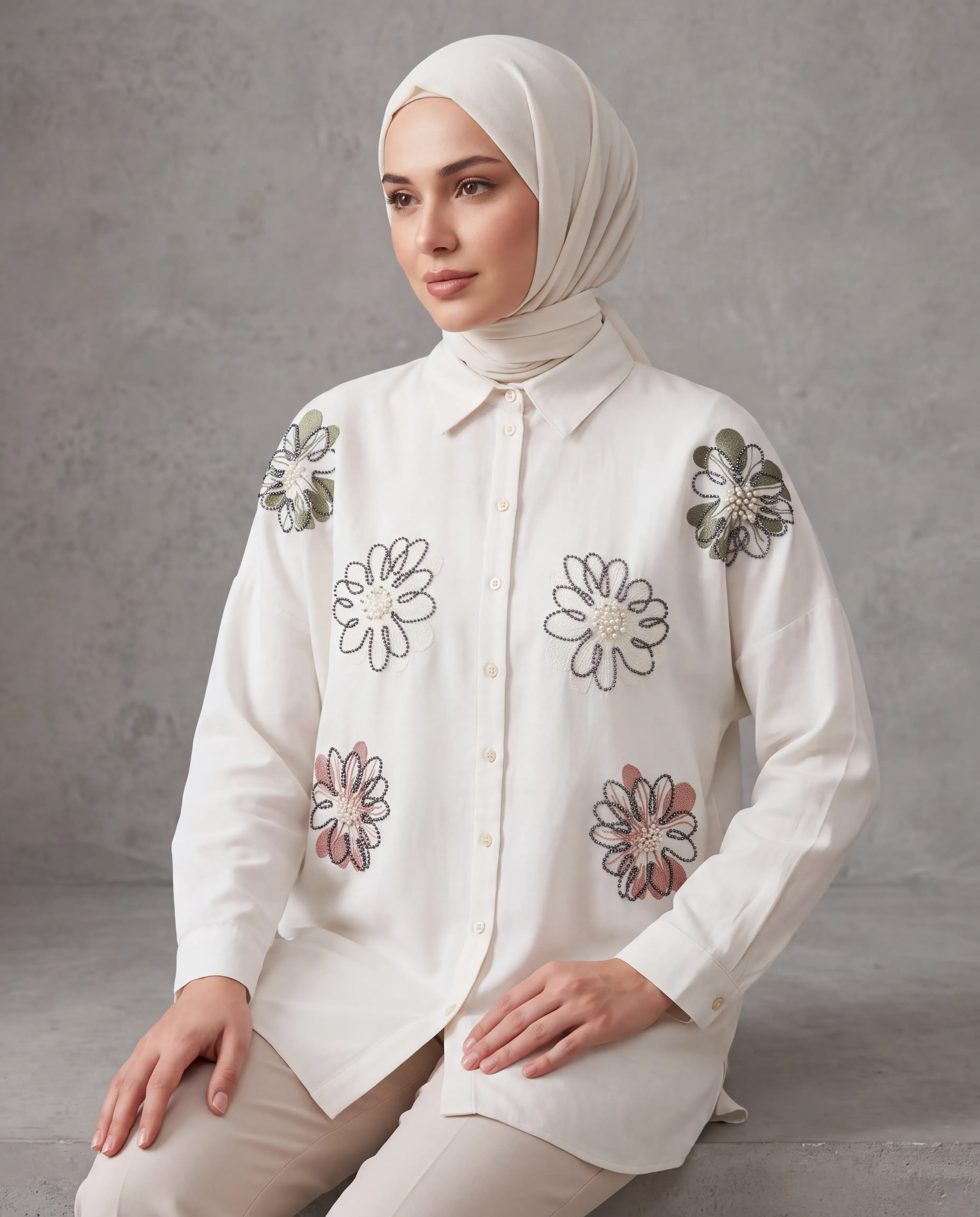 NAKIŞ İŞLEMELİ OVERSİZE KETEN GÖMLEK17551