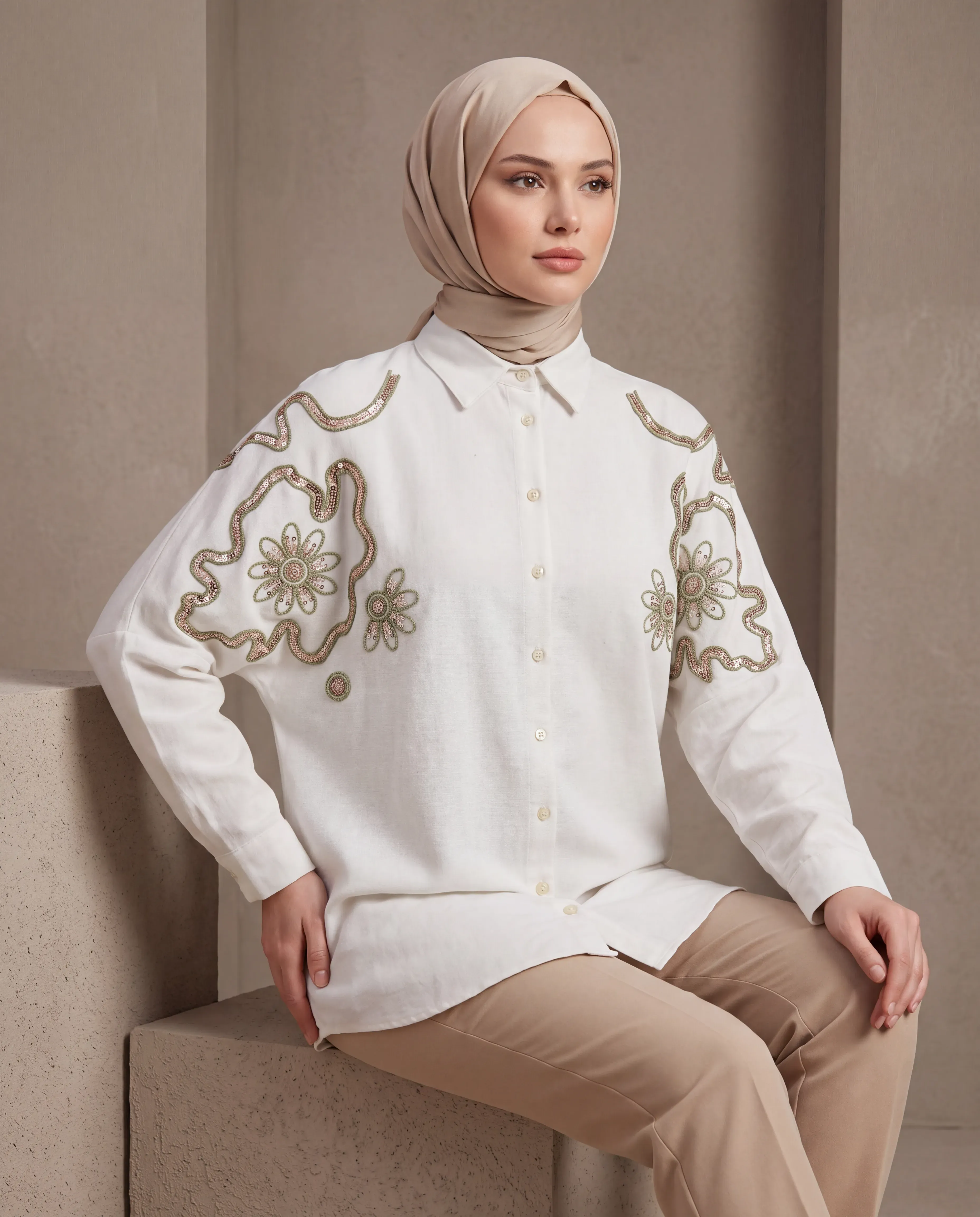 NAKIŞ İŞLEMELİ OVERSİZE KETEN GÖMLEK17567