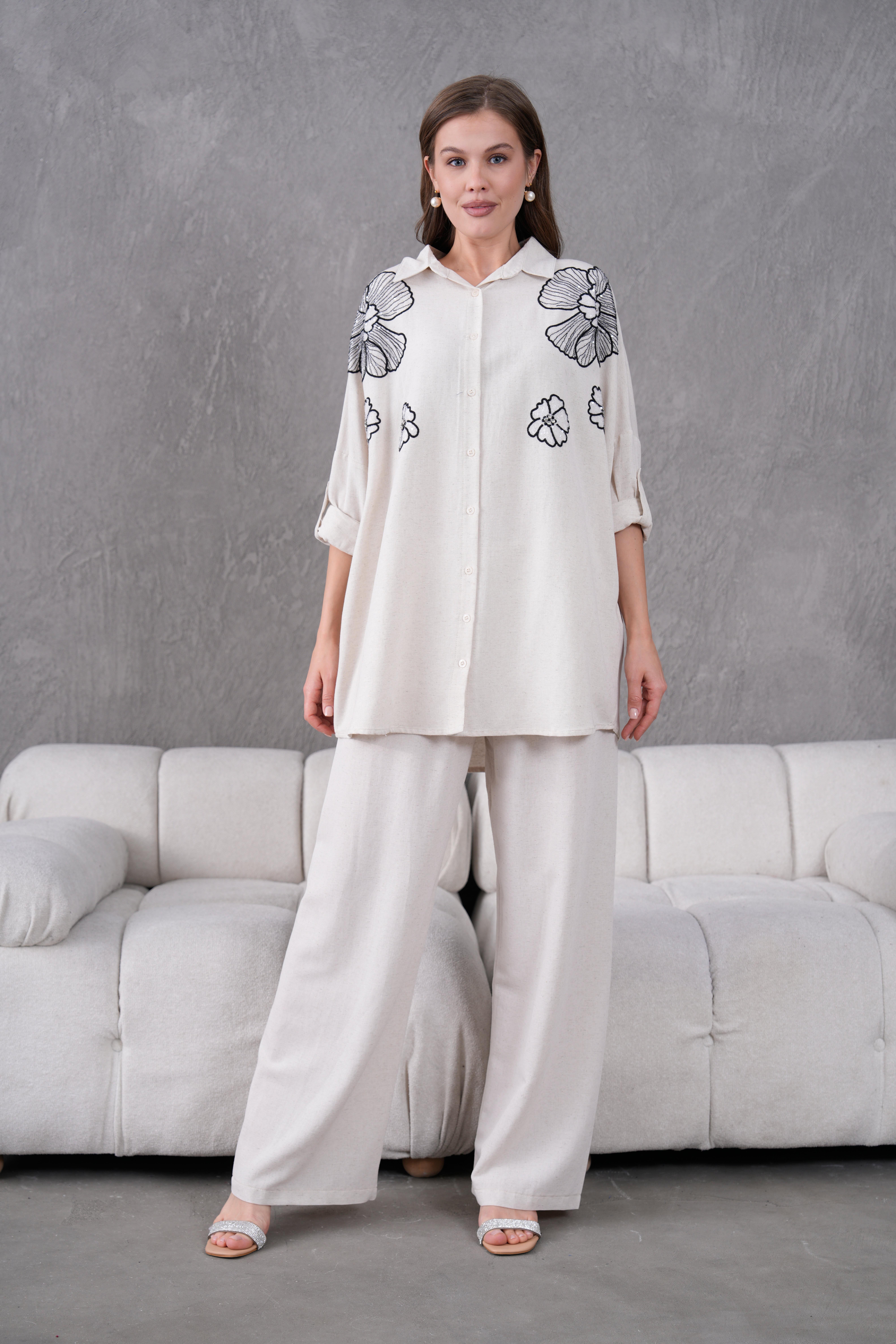 NAKIŞ İŞLEMELİ OVERSIZE KETEN GÖMLEK17324