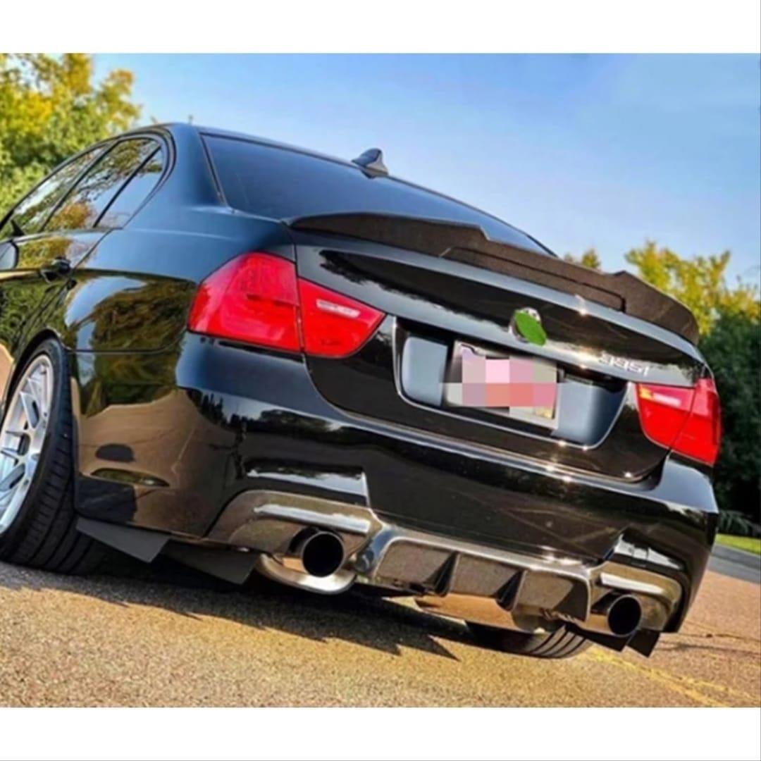 BMW E90 SPOİLER DÜZ PARLAK SİYAH