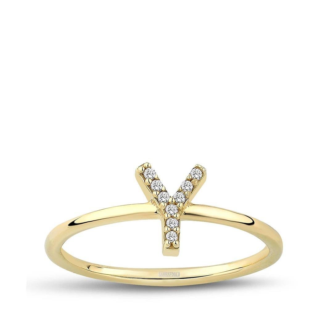 0.05 Karat Harf Seçenekli Taşlı Yüzük