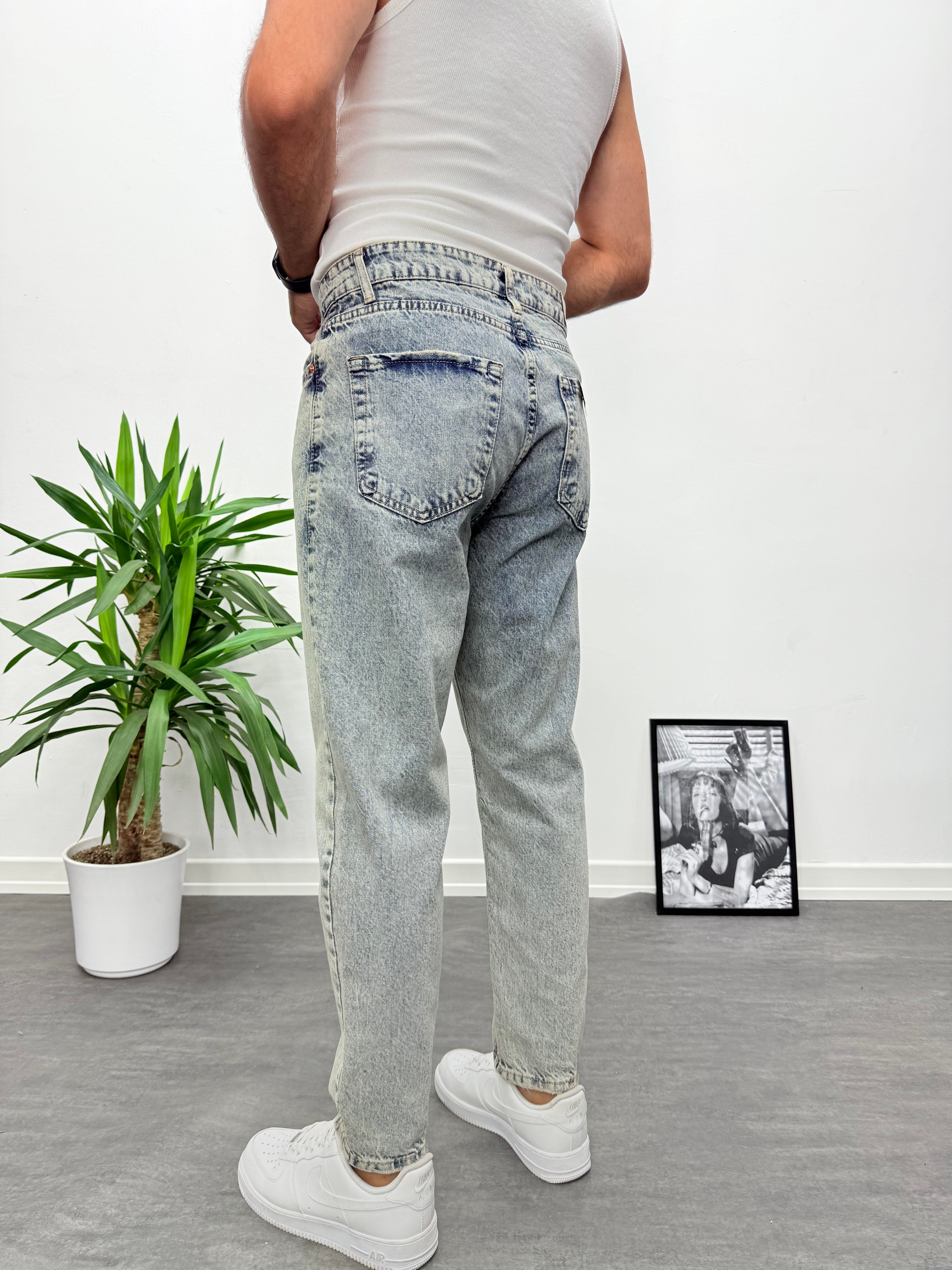 Asit Yıkamalı Boyfriend Jean Pantolon