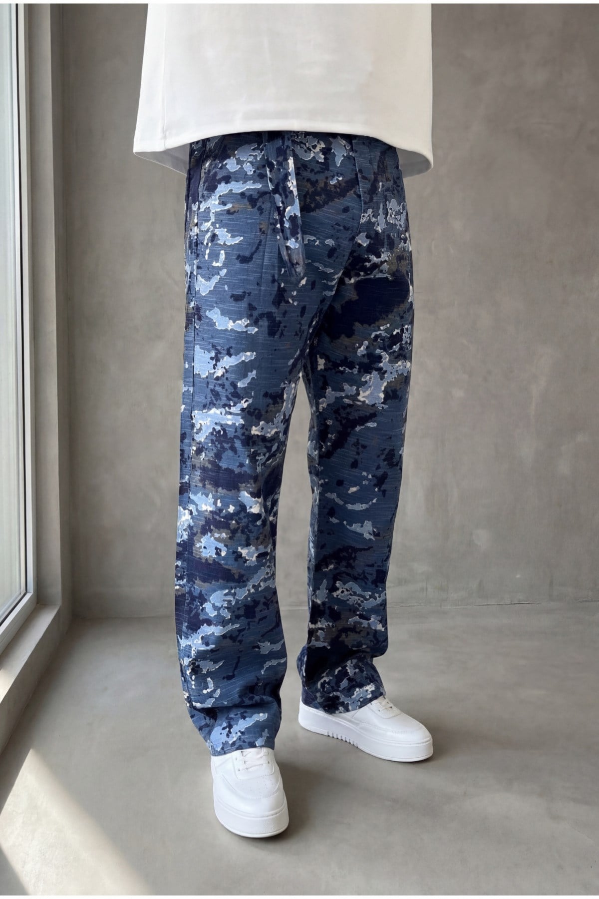 Erkek Kemer Detaylı Kamuflaj Desenli Keten Baggy Pantolon