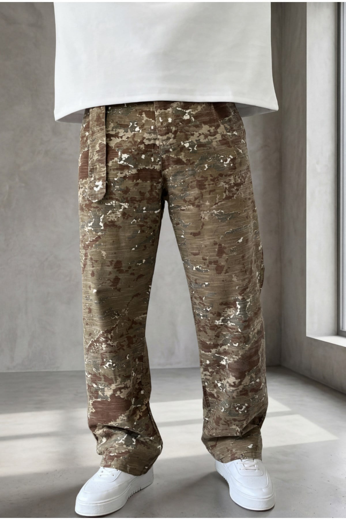 Erkek Kemer Detaylı Kamuflaj Desenli Keten Baggy Pantolon