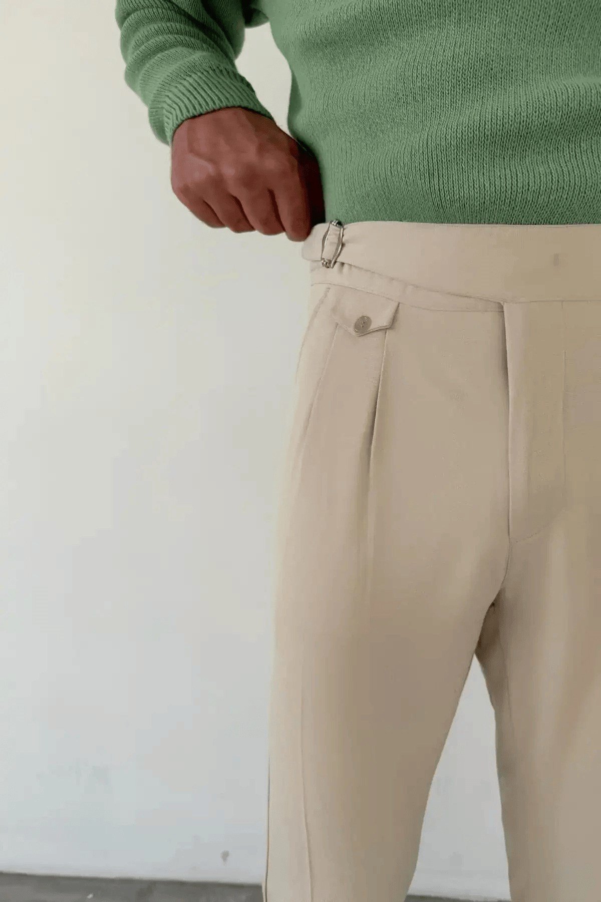 Erkek Regular-Fit Premium Old Money Tokalı Harvest İtalyan Kesim Double Paça Kumaş Pantolon Krem