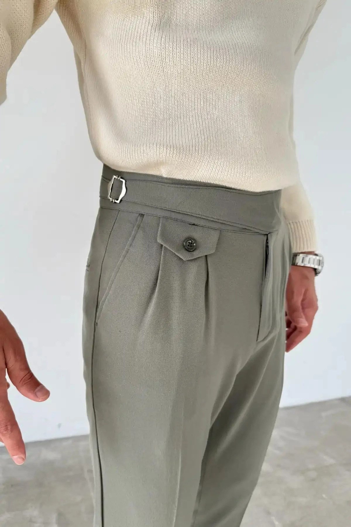 Erkek Regular-Fit Premium Old Money Tokalı Harvest İtalyan Kesim Double Paça Kumaş Pantolon Haki