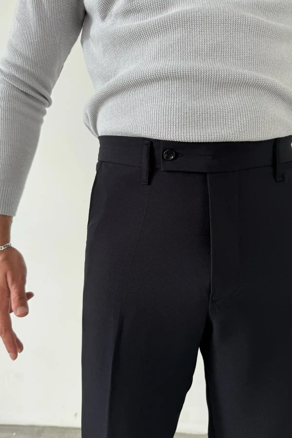 Siyah Kısa Dilli Double Paça İtalyan Kesim Gabardin Kumaş Pantolon