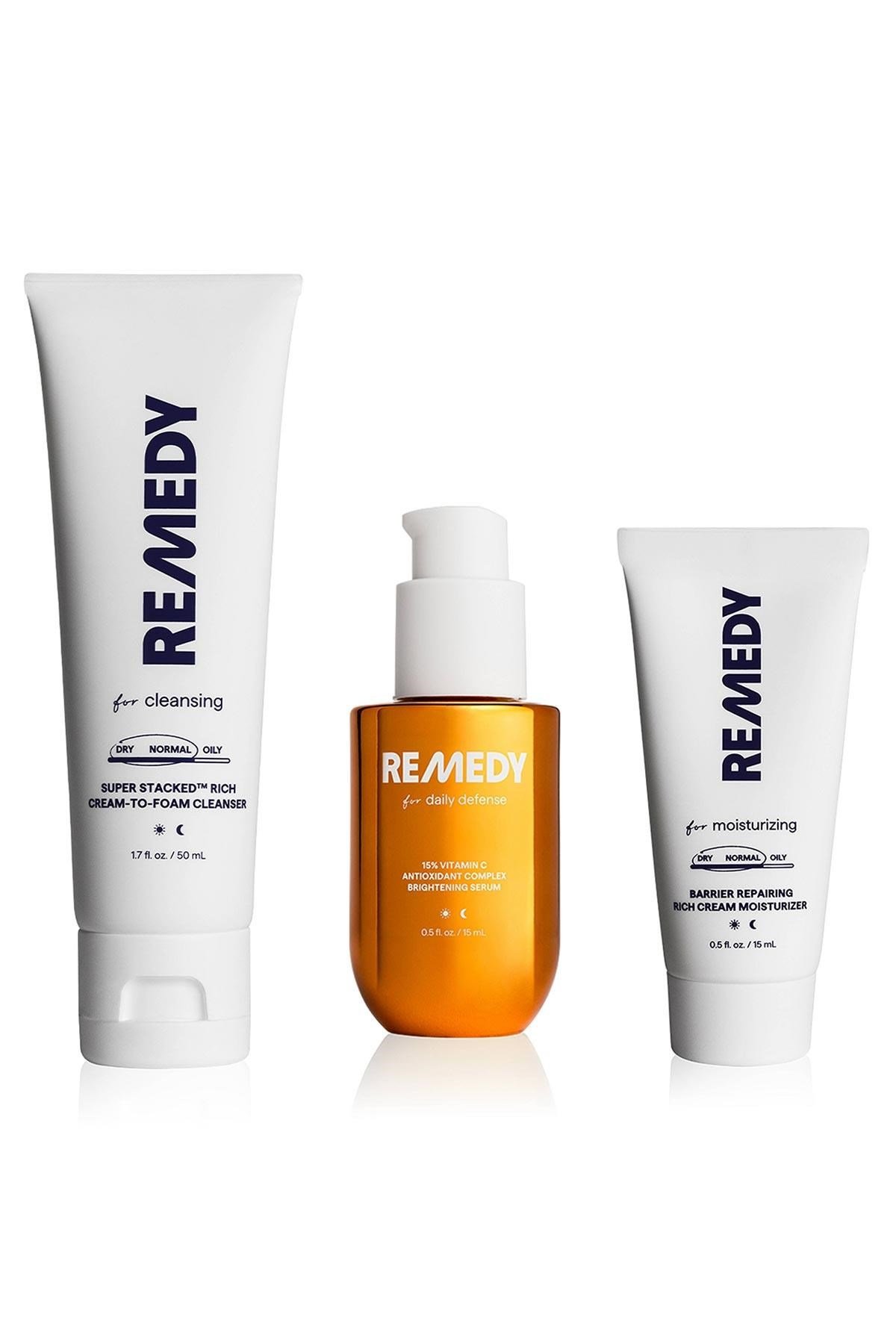 Remedy Nemlendirici Aydınlatıcı ve Bariyer Onarıcı 3'lü Cilt Bakım Seti
