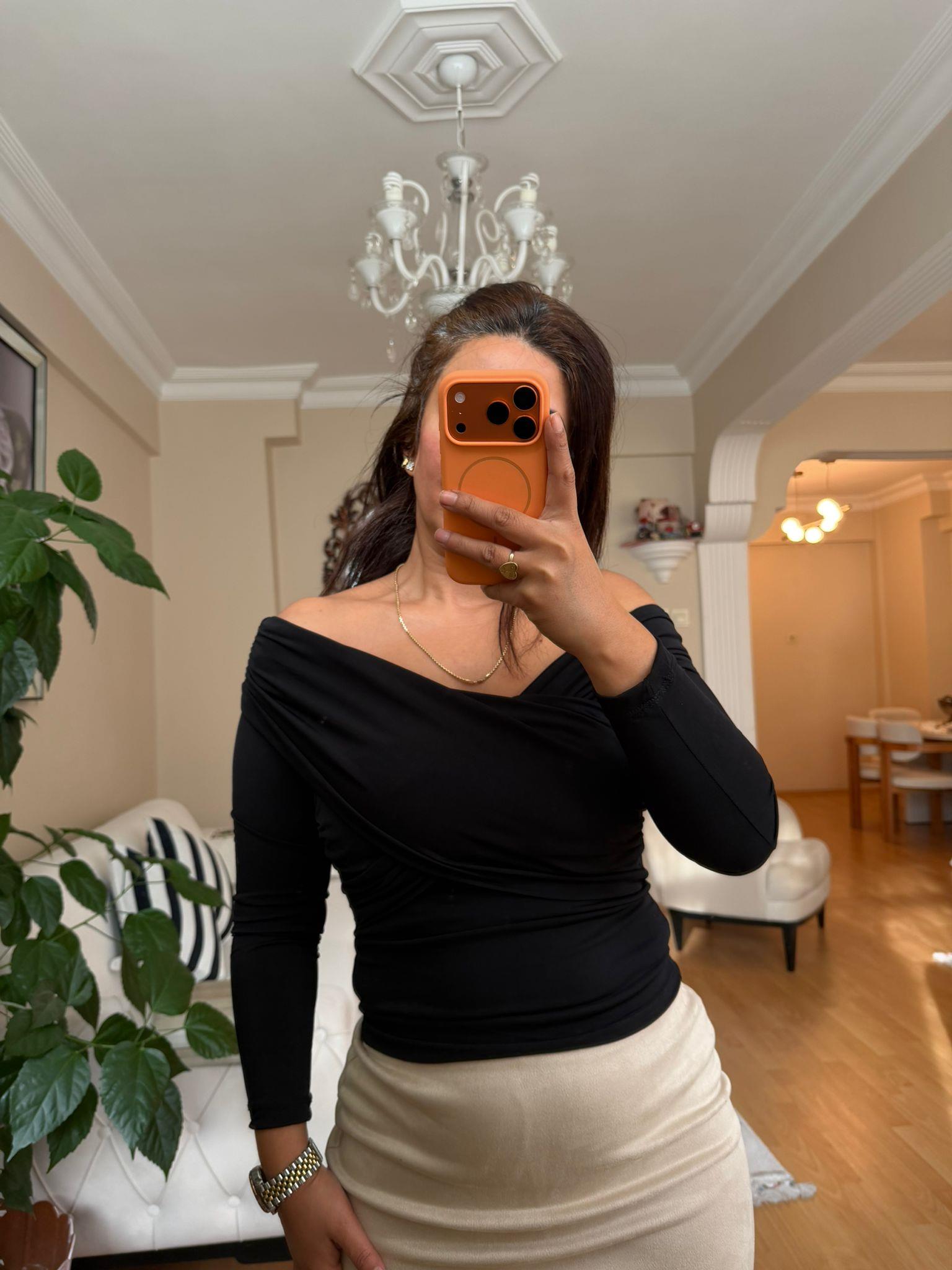 Selin Bluz Siyah