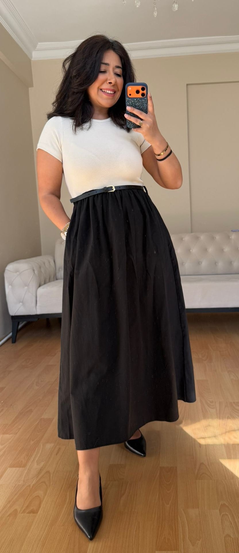 Üstü Krem Kaşkorse Alt Poplin Siyah Elbise