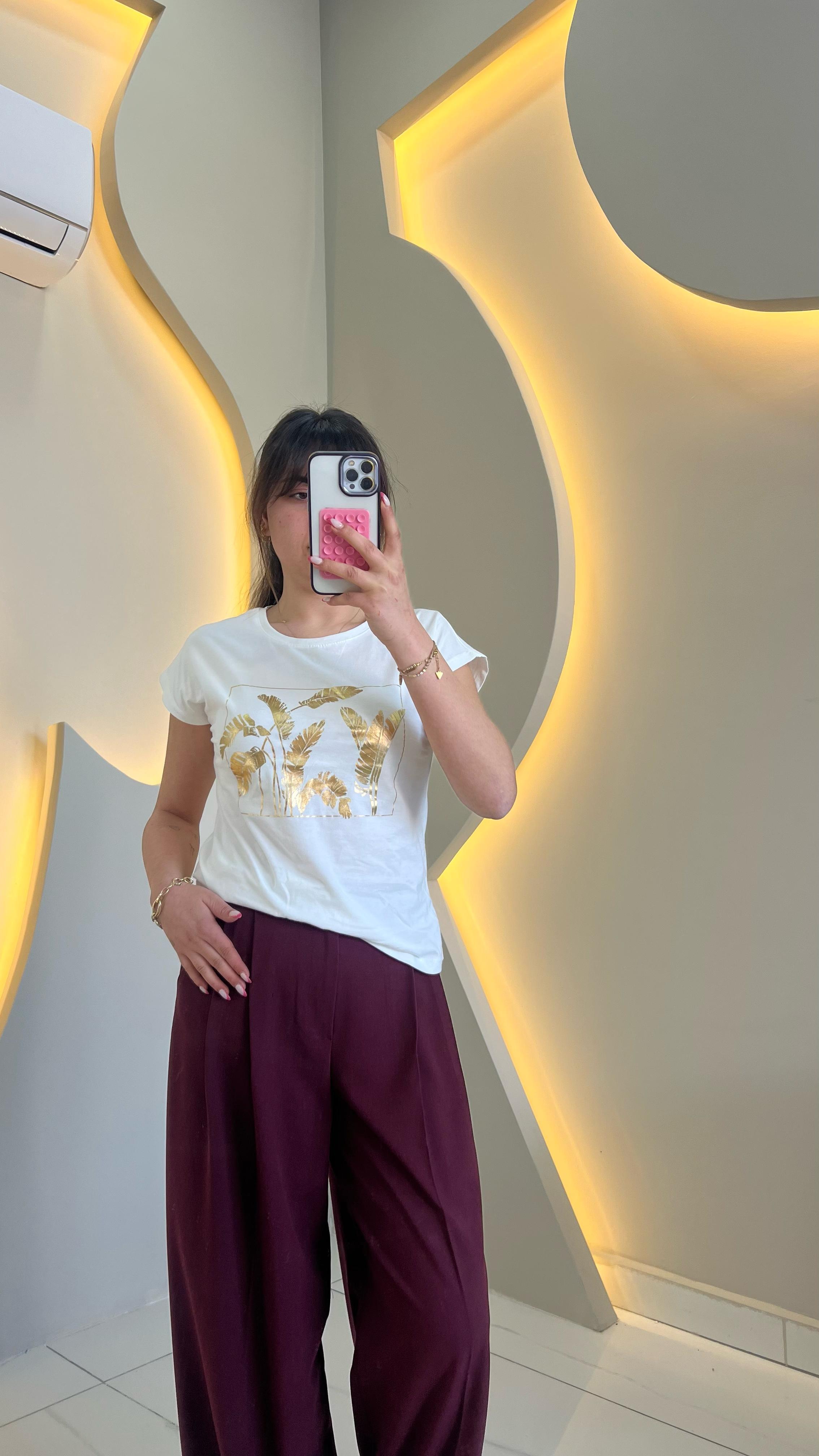 Beyaz Gold Desenli Tişört