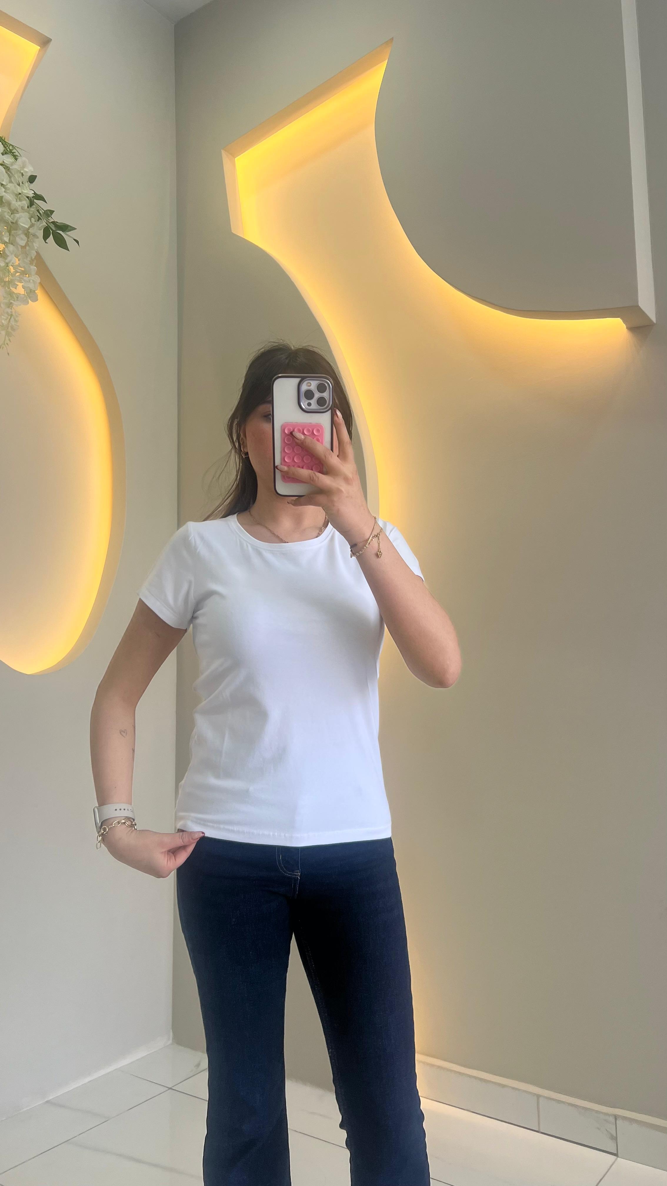 Beyaz Pamuklu Basic Tşhirt