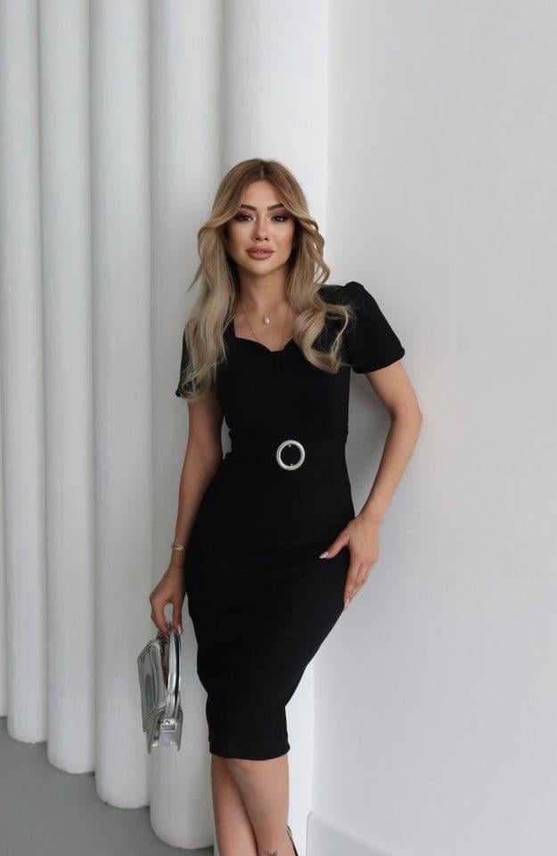 Kadın Kısa Kollu Yakası Açık önden Halka Detaylı Ithal Krep Elbise