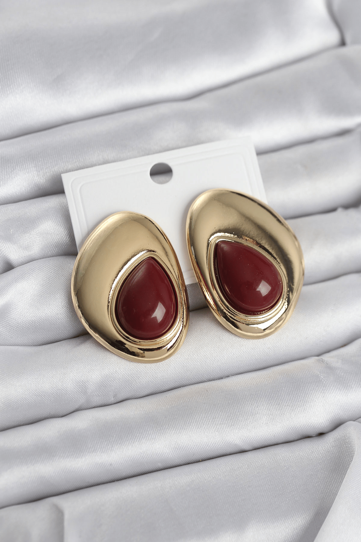 Pirinç Gold Renk Bordo Taşlı Damla Model Vintage Kadın Küpe