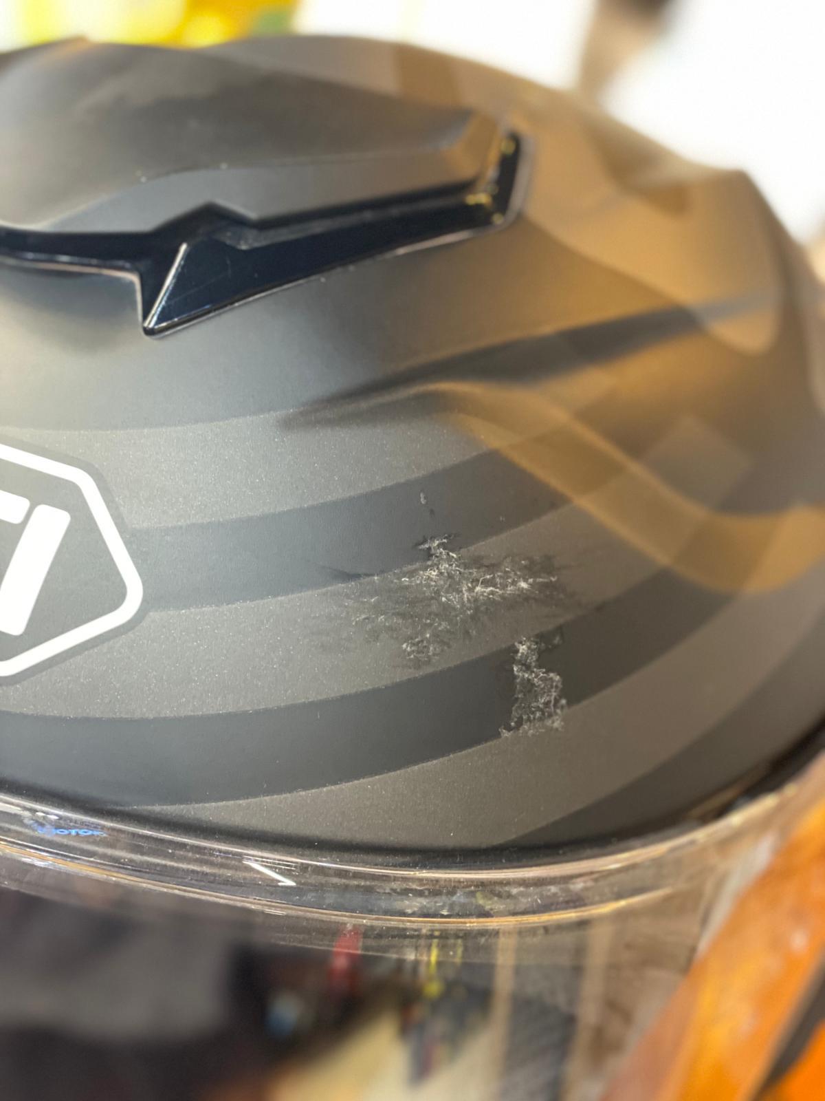 İkinci El SHOEI GT-Air 2 INSIGNIA TC-5 (Siyah/Gri/Kırmızı) - Az Kullanılmış, Mükemmel Kondisyon