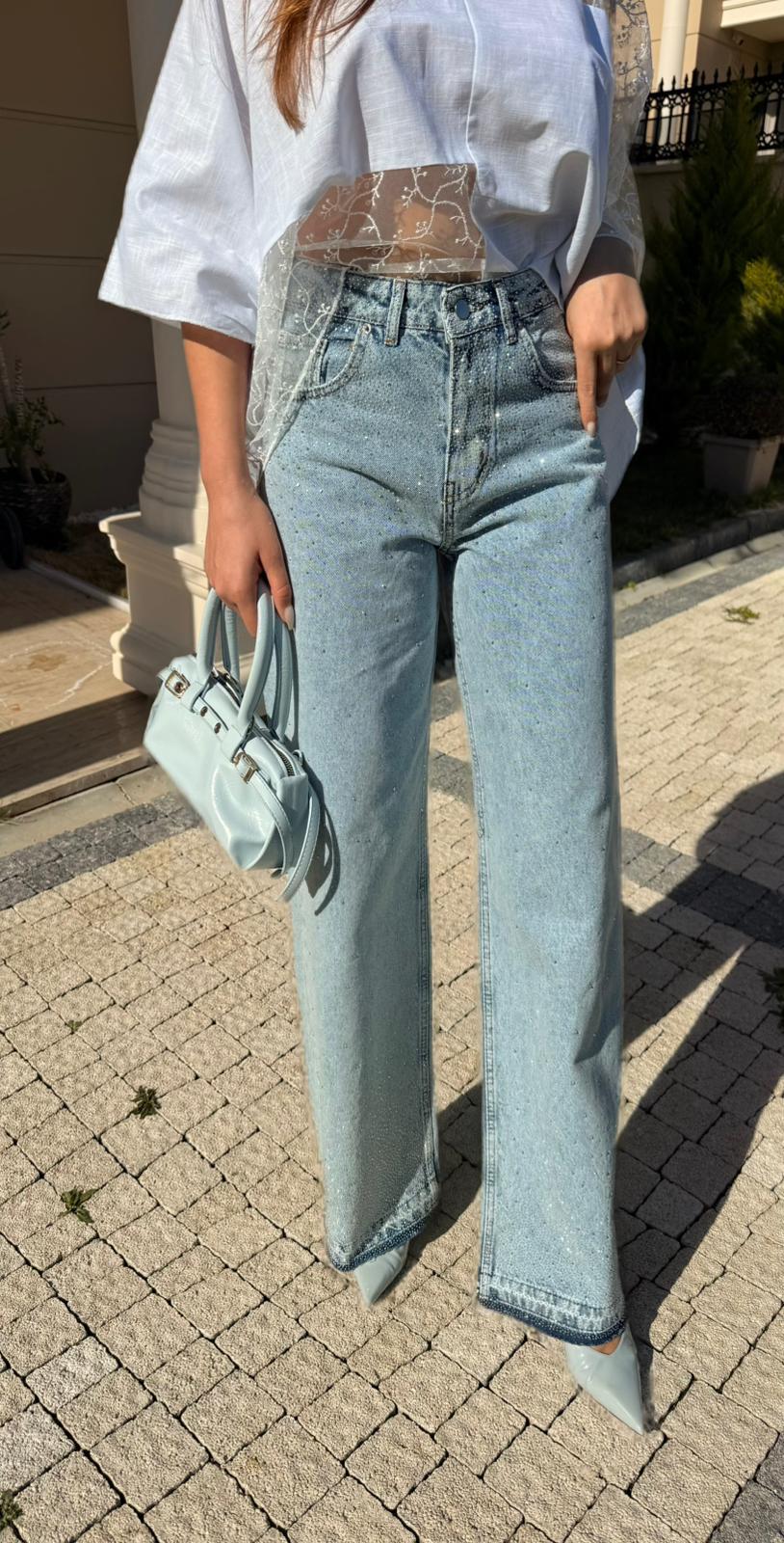 Kesik Paça Taşlı Denim