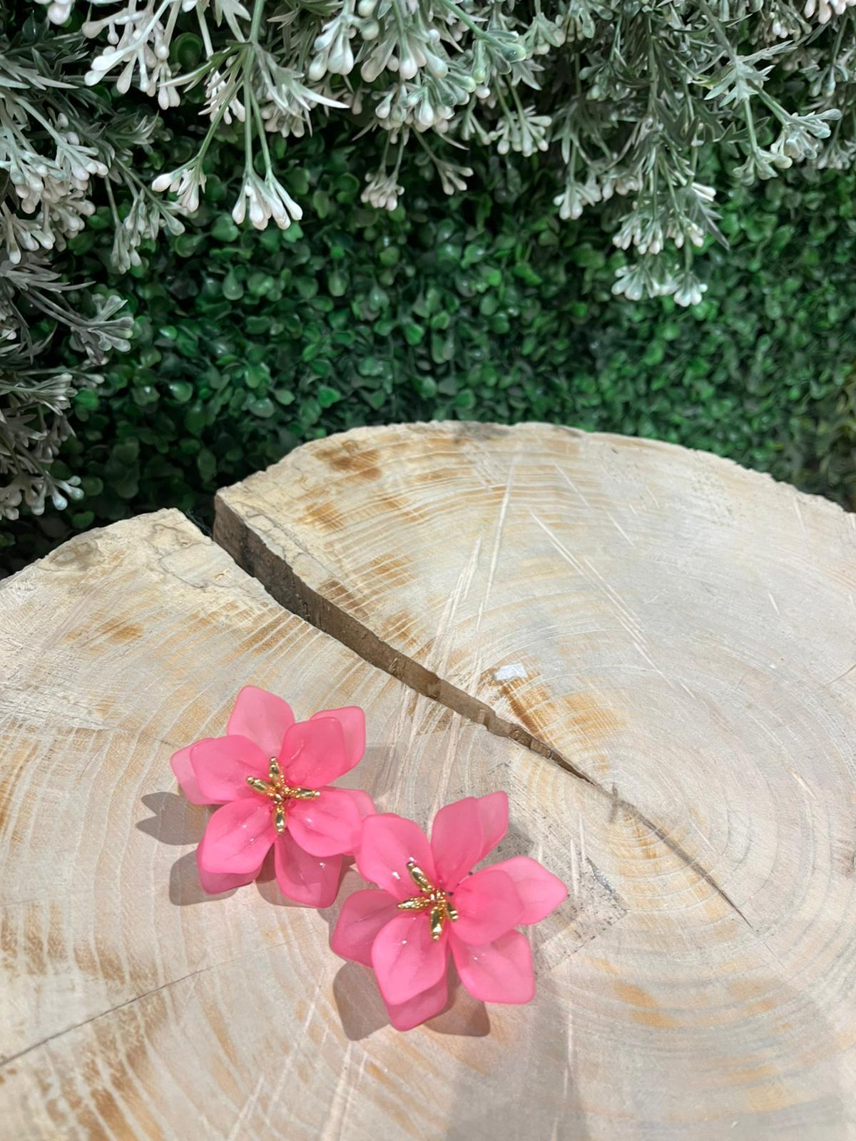 LİLİUM TASARIM KÜPE