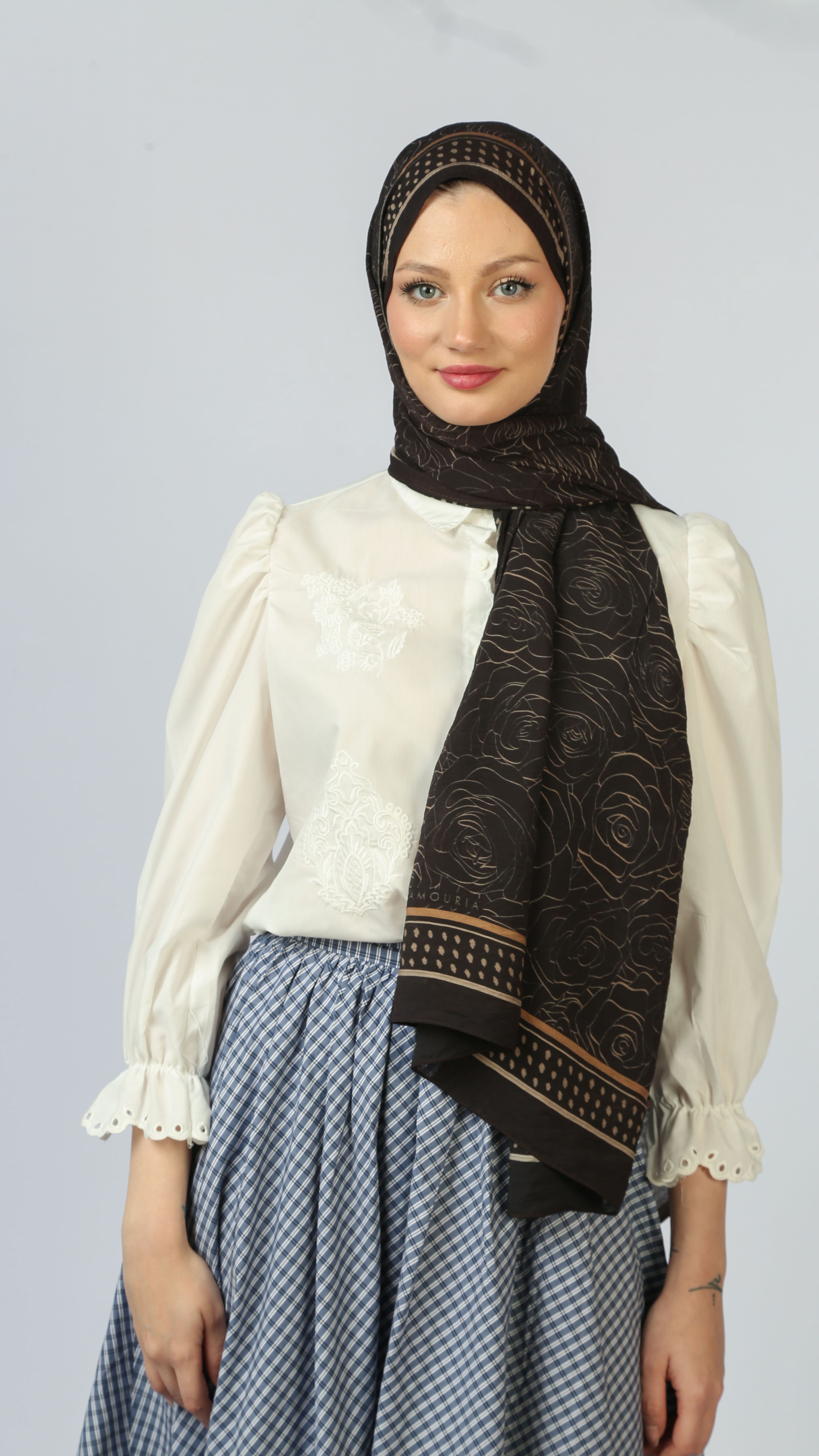 ELARA DESEN ŞAL-SİYAH